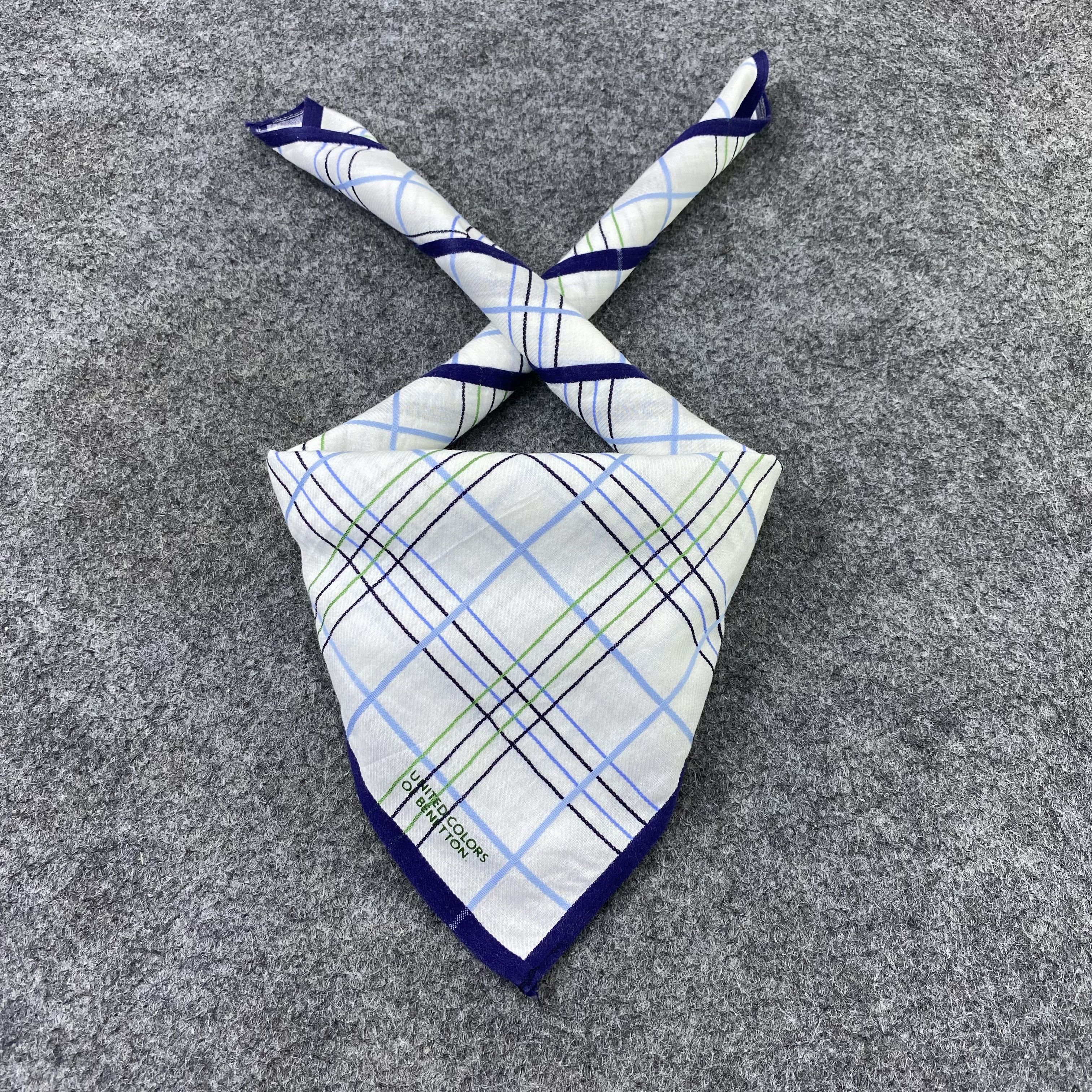 United Colors Of Benetton United Colors Handkerchief / Bandana / Neckerchief-B1534 Size ONE SIZE - 2 Thumbnail