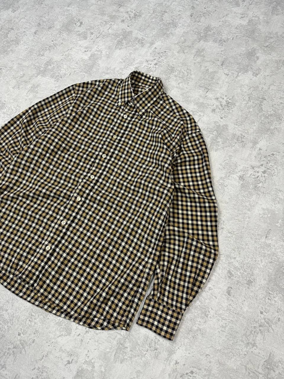 Burberry Vintage Burberrys button-up Shirt Size 38 Size US L / EU 52-54 / 3 - 3 Thumbnail