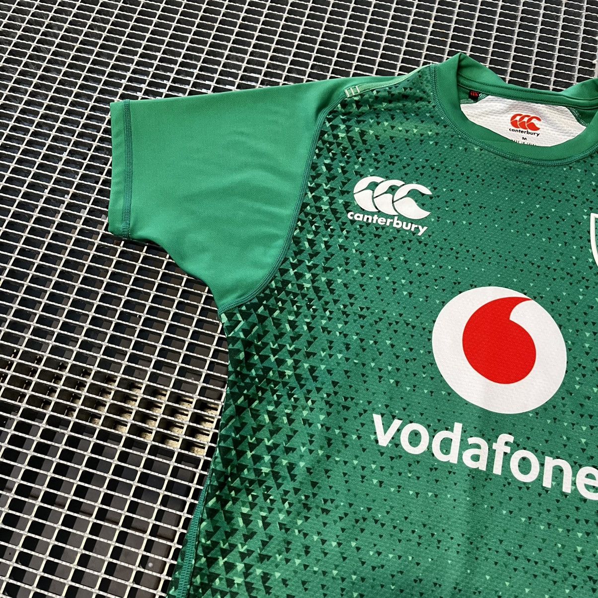 Canterbury of New Zealand Canterbury IRFU Ireland Rugby Jersey 2018 T-shirt Blokecore Size US M / EU 48-50 / 2 - 4 Thumbnail