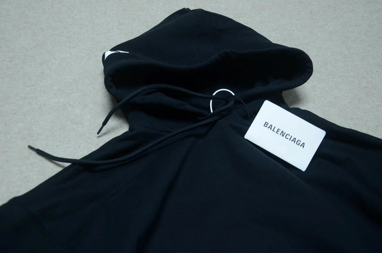 Balenciaga Balenciaga big logo black oversized hoodie XS Size US XS / EU 42 / 0 - 3 Thumbnail