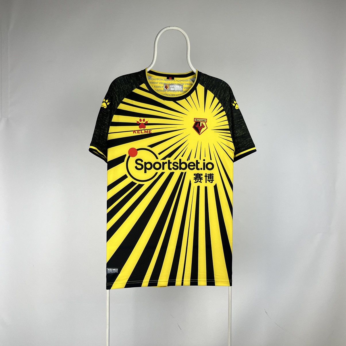 Other Kelme Watford home jersey 2020/21 Size US M / EU 48-50 / 2 - 1 Thumbnail