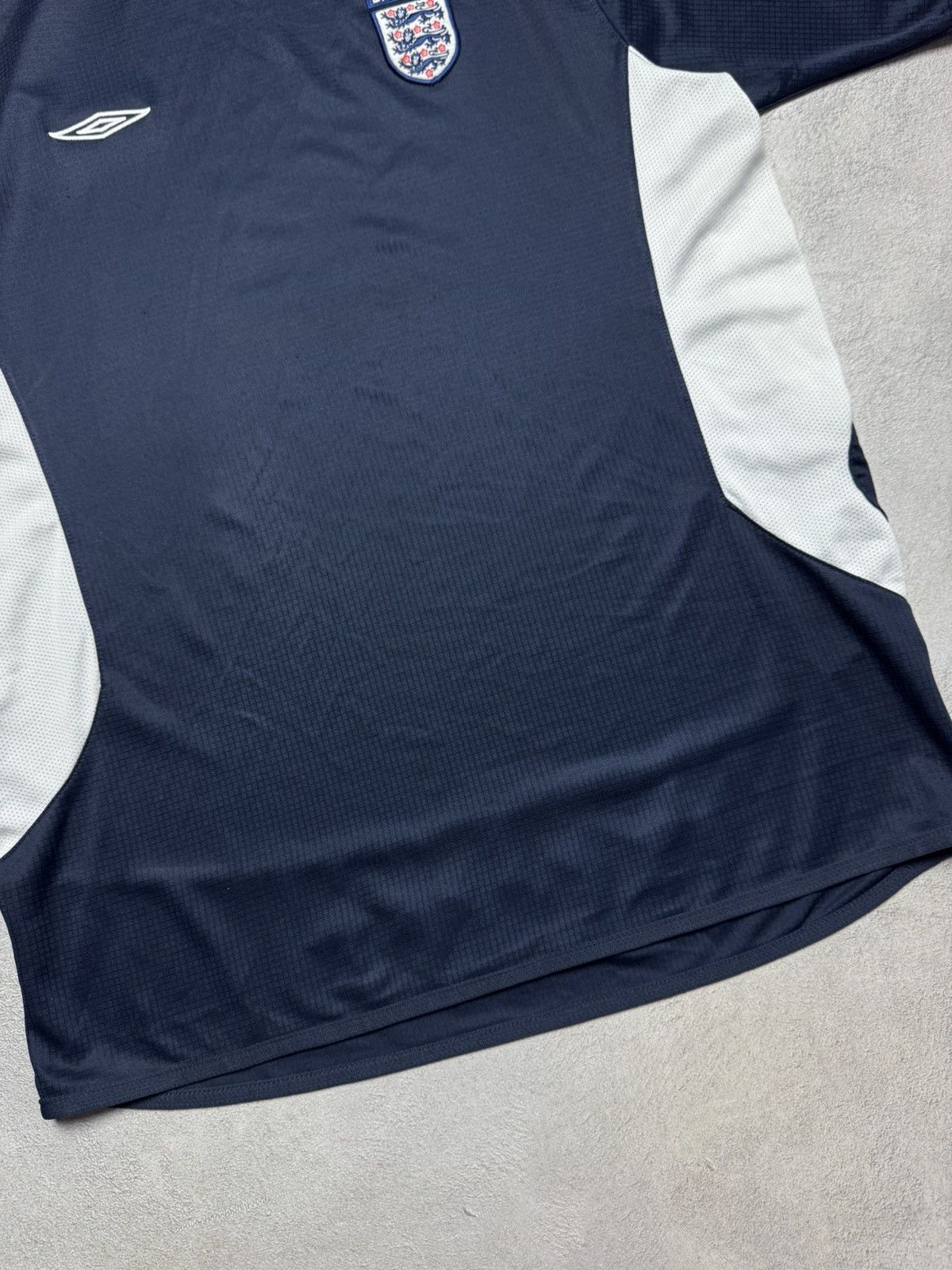 Umbro England 2004 2005 Football Shirt Soccer Jersey Umbro Size US L / EU 52-54 / 3 - 4 Thumbnail