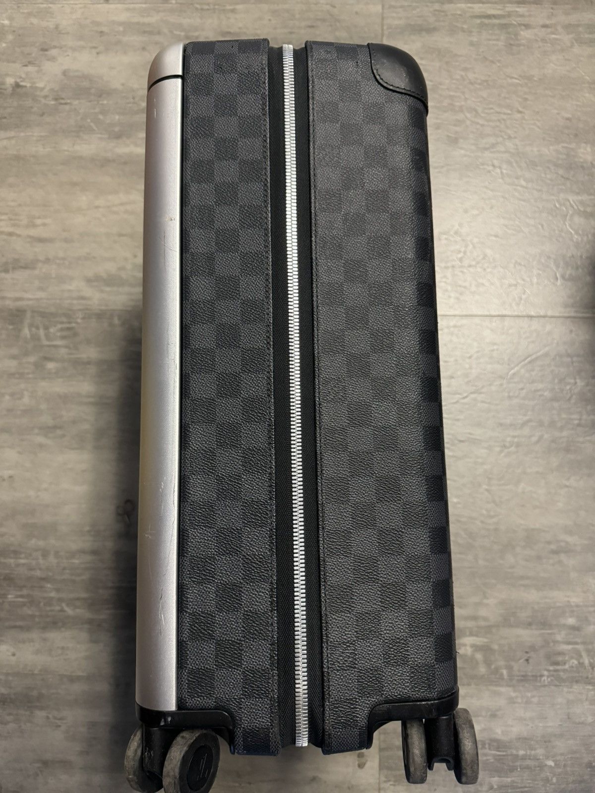Louis Vuitton Louis Vuitton Horizon 55 Graphite Size ONE SIZE - 13 Thumbnail