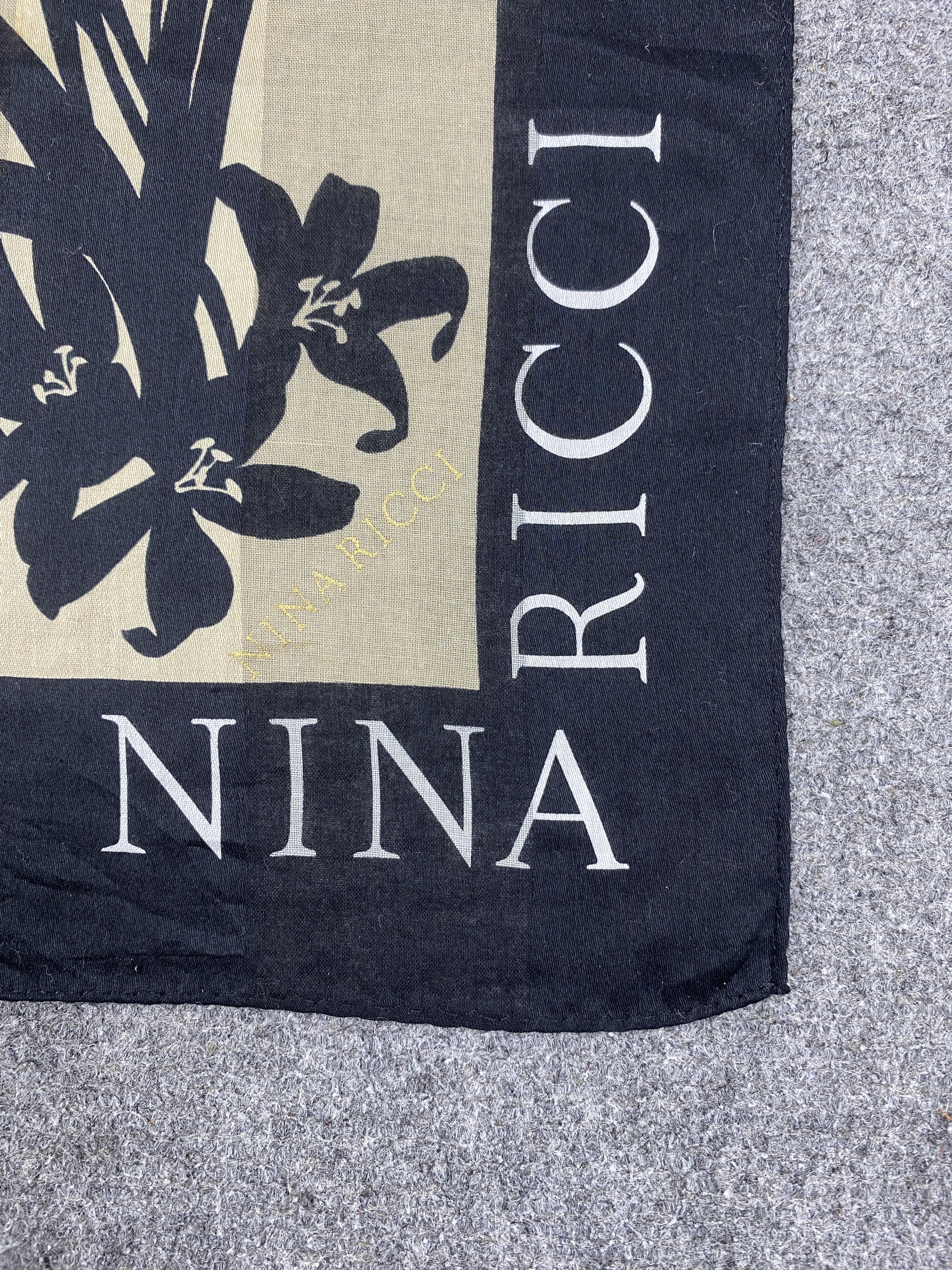 Nina Ricci × Vintage Nina Ricci Handkerchief / Bandana / Neckerchief HKC0217 Size ONE SIZE - 5 Thumbnail