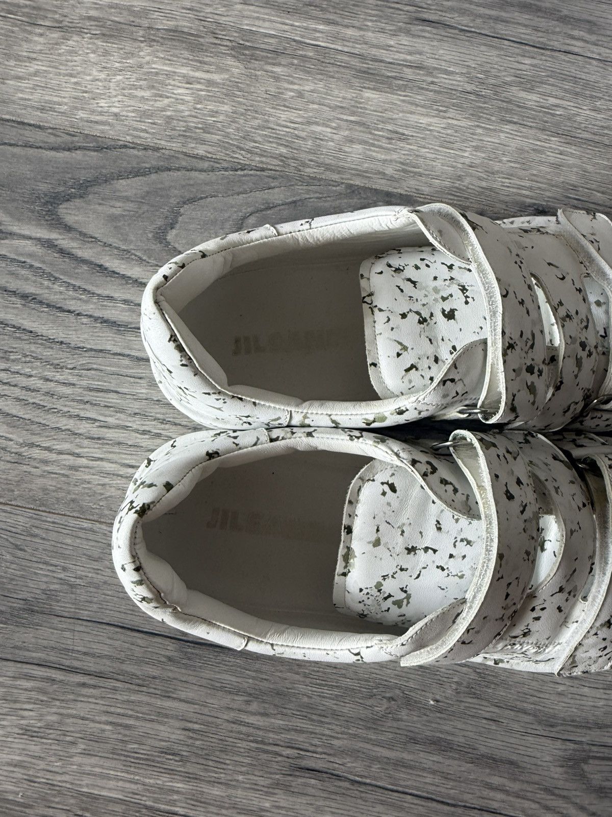 Jil Sander Jil Sander White Speckled Velcro Sneakers – Size 40 Size US 7 / EU 40 - 7 Thumbnail