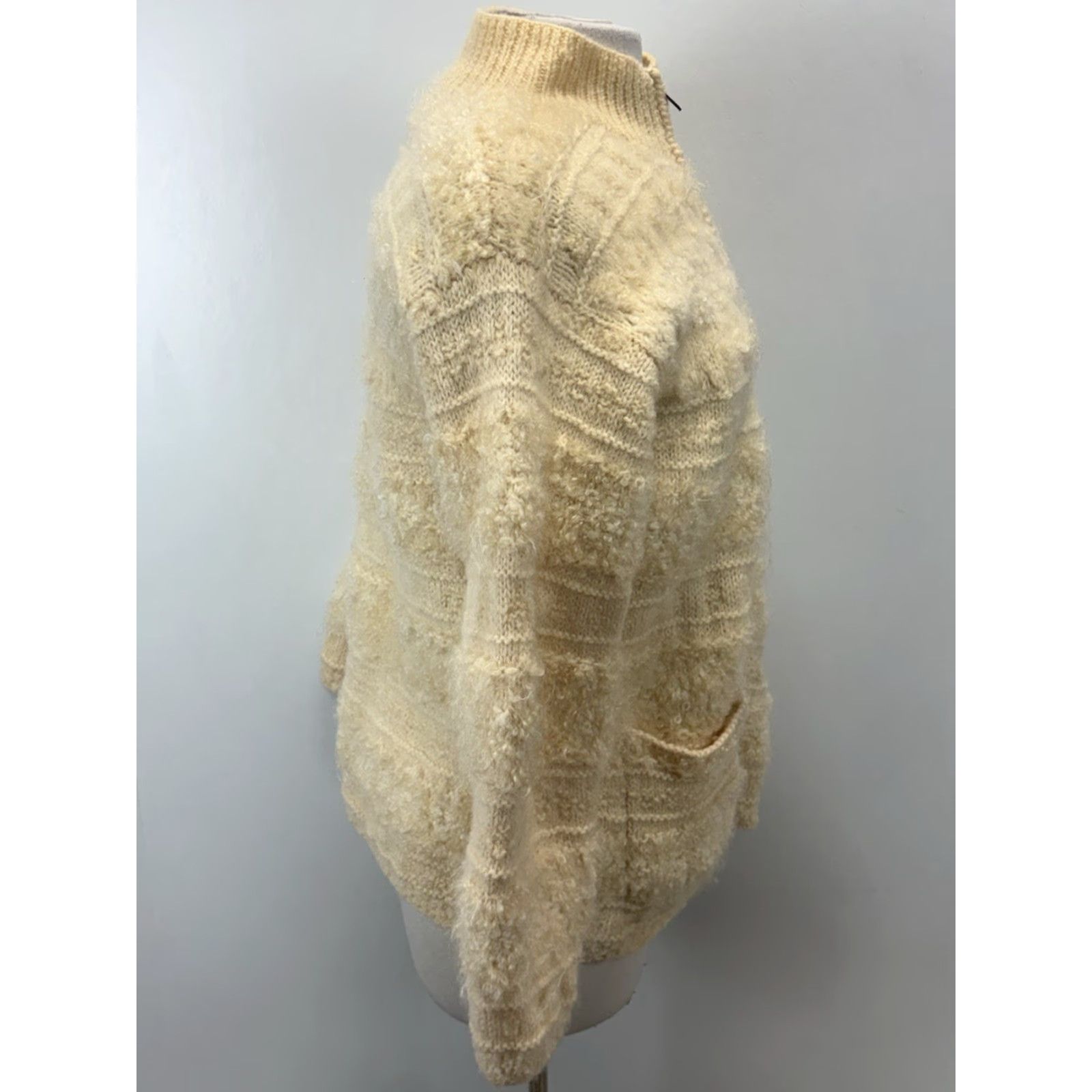 Jones New York VINTAGE Jones New York Cardigan Sweater Shirt Women Petite Small Ivory Mohair Wool Knit Mock Neck Long Sleeve Vintage PS/Small Womens Size S / US 4 / IT 40 - 4 Thumbnail
