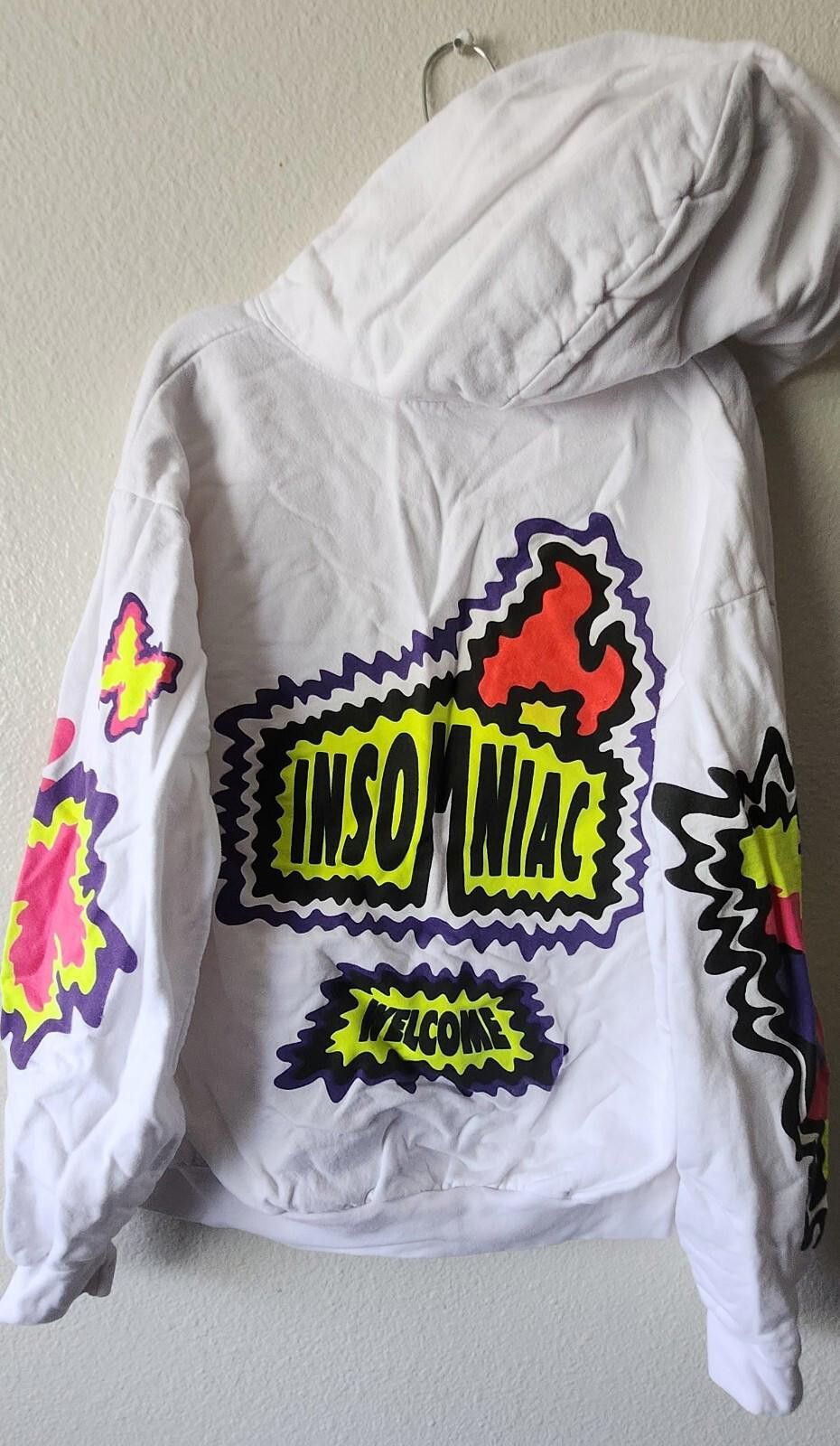 Insomnia Visuals Festive White Zip-Up Hoodie in Medium Graphic Print Size US M / EU 48-50 / 2 - 1 Thumbnail