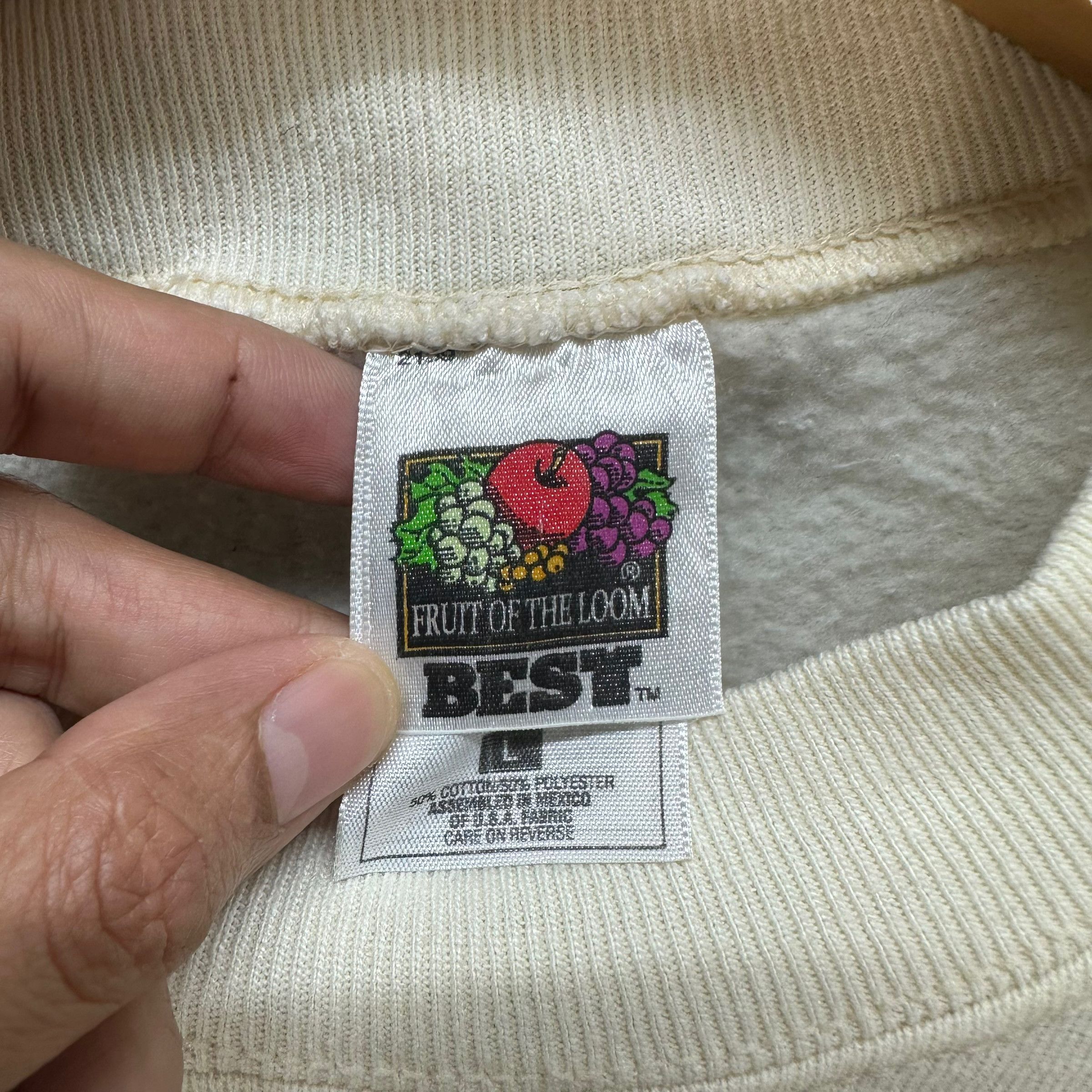 Fruit Of The Loom Y2K ANIMAL GIRAFFE GRAPHIC SWEATSHIRTS #7498-149 Size US L / EU 52-54 / 3 - 7 Thumbnail
