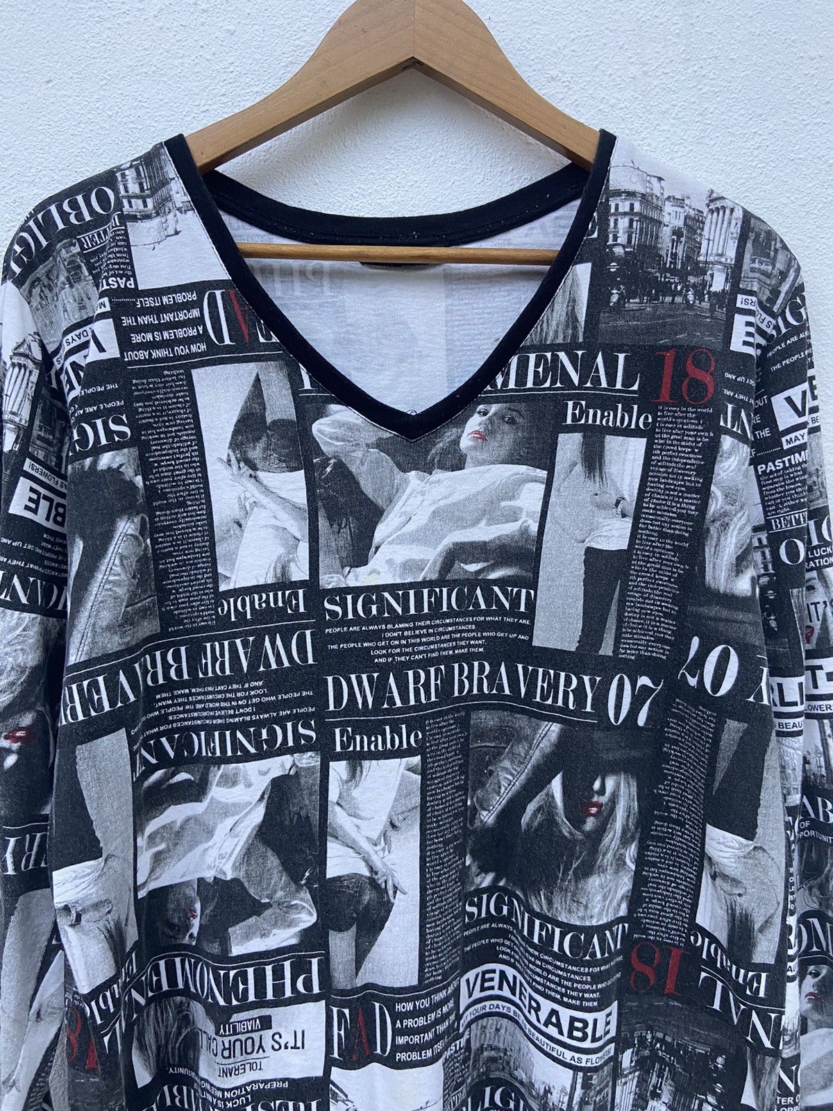 Beauty Beast 🔥 Avail Mode t shirt sexy girl Hysteric Glamour Size US M / EU 48-50 / 2 - 1 Thumbnail