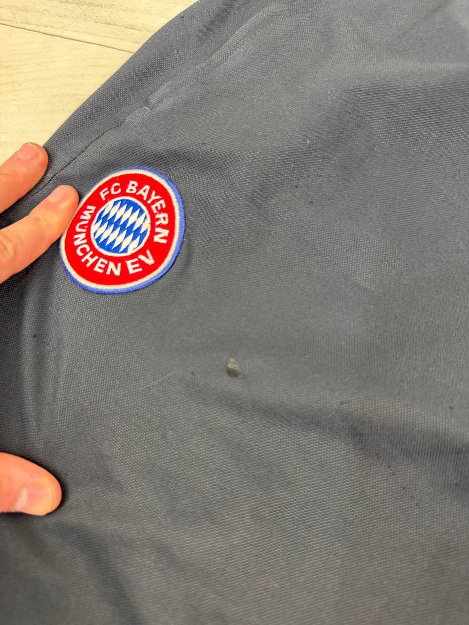 Adidas Adidas Bayern Munich 2001 2002 Tracksuit Jacket And Pants Size US XL / EU 56 / 4 - 20 Thumbnail