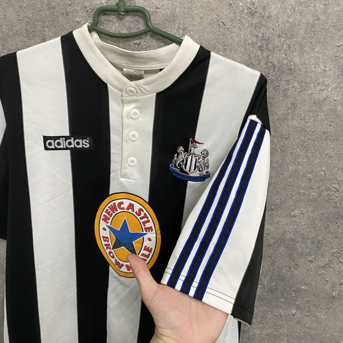 Adidas Vintage 90s Adidas Newcastle United 1995-97 Home Jersey Size US XL / EU 56 / 4 - 7 Thumbnail