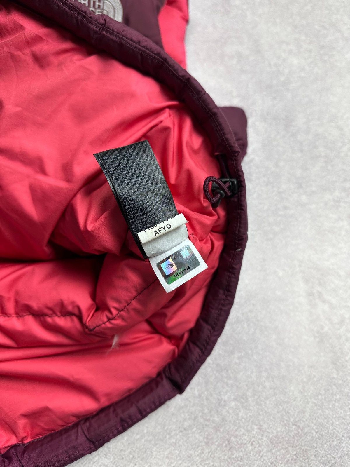 The North Face Vintage The North Face 700 Nutpse Puffer Woman's Vest XS Size US XS / EU 42 / 0 - 7 Thumbnail
