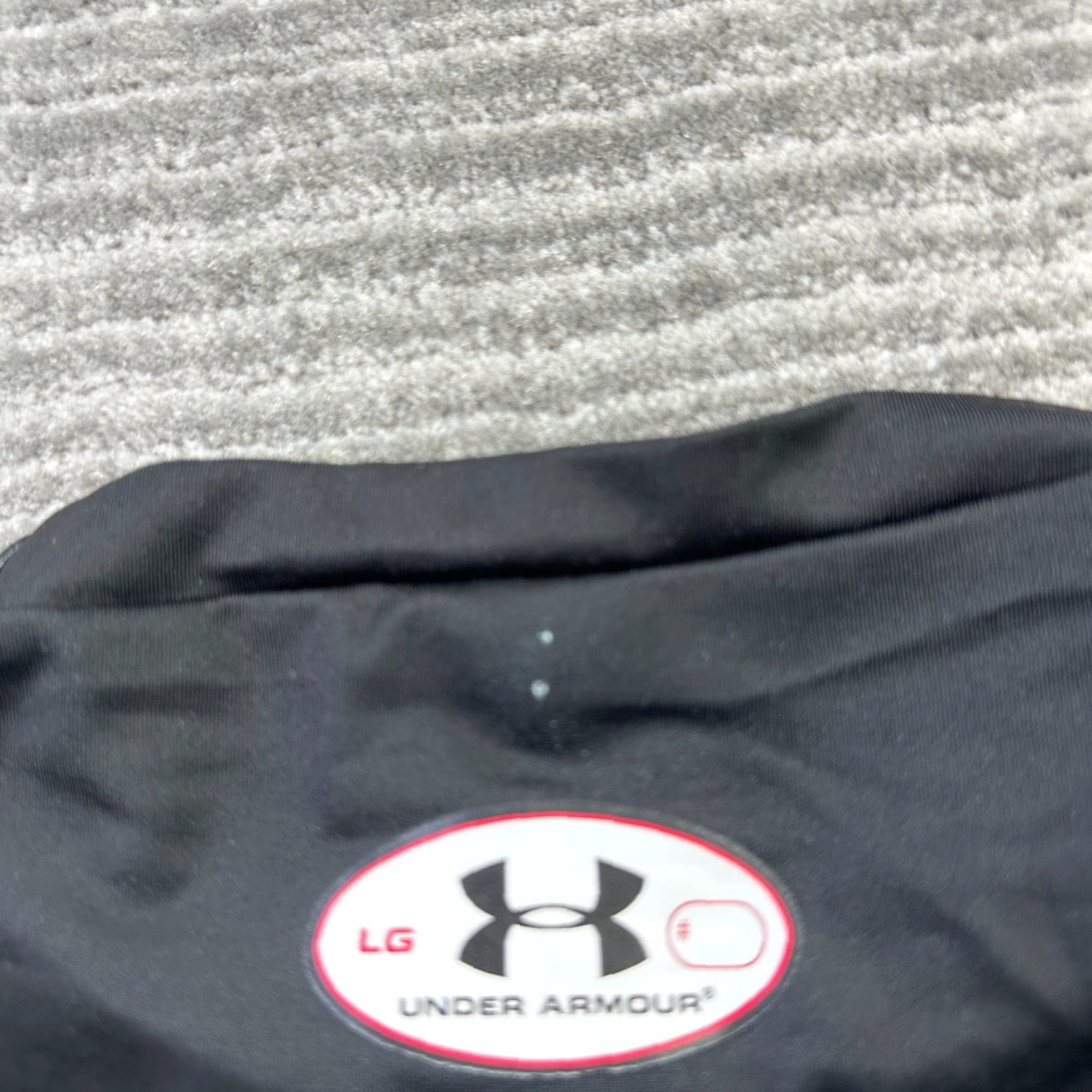 Under Armour Under Armour Shirt Mens Large Black Batman Compression Superhero Alter Ego USA Mens Size US L / EU 52-54 / 3 - 6 Thumbnail