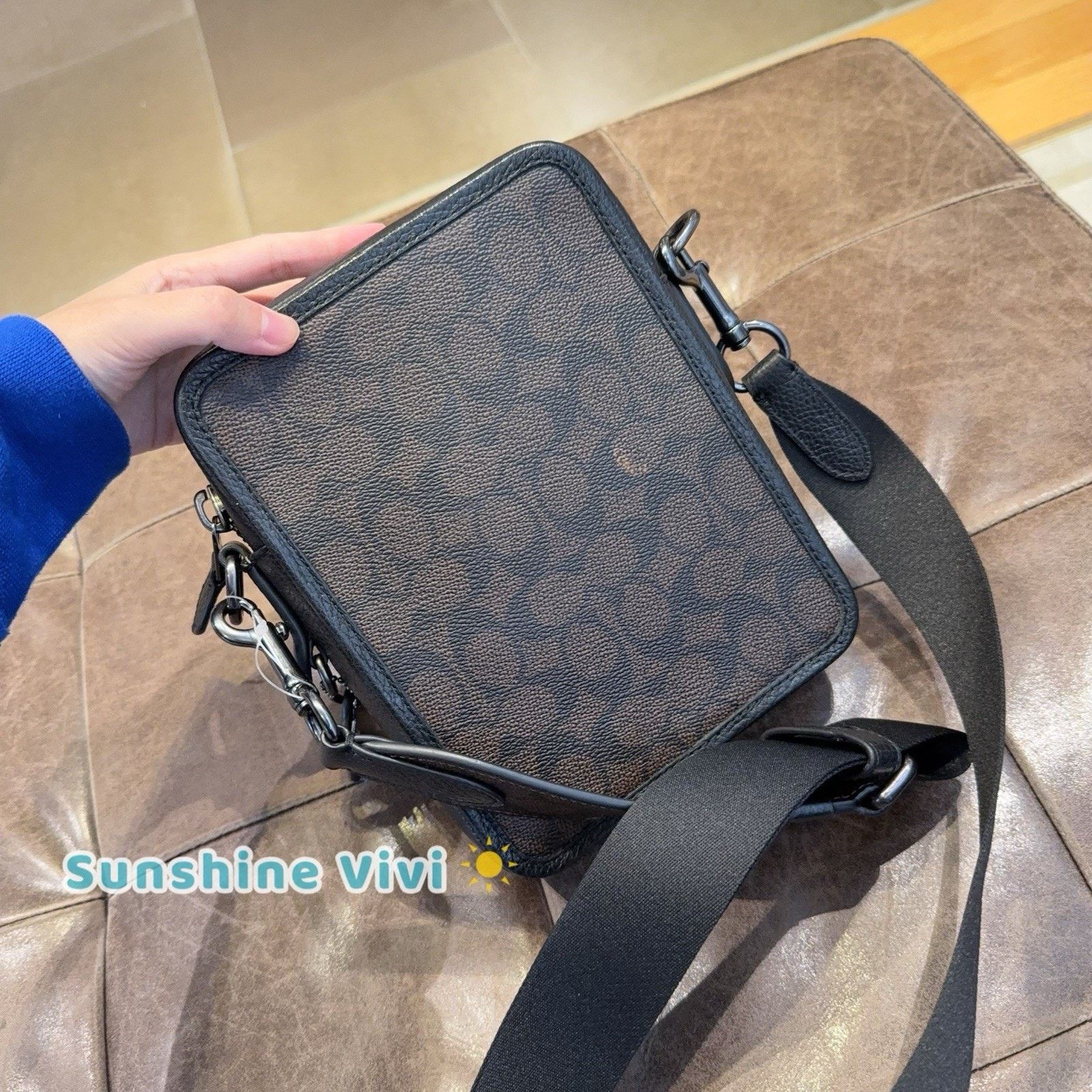 Coach NWT COACH CW388 Sullivan Crossbody Leather Walnut Black Size ONE SIZE - 3 Thumbnail