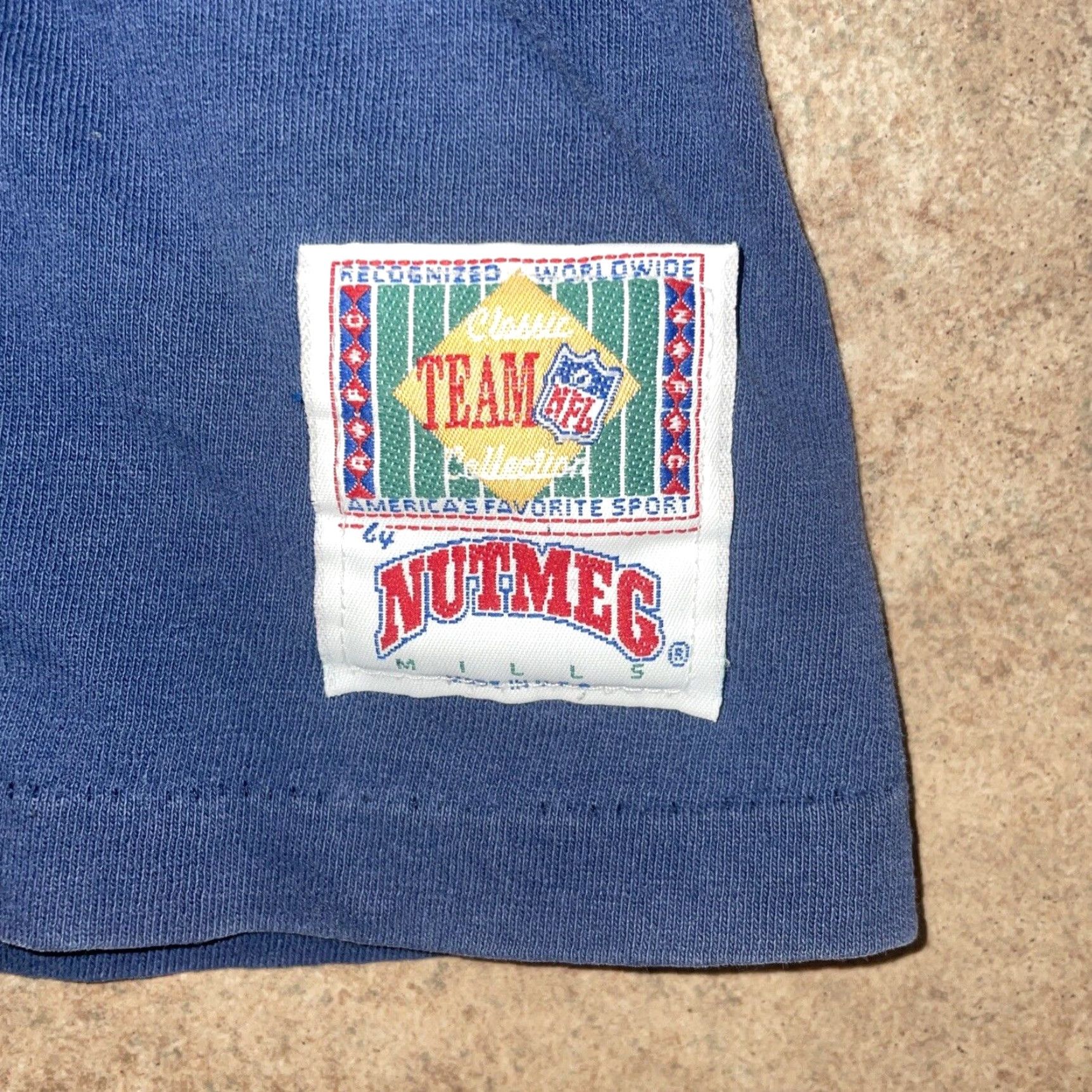 Nutmeg VINTAGE Nutmeg Dallas Cowboys T-Shirt Men Large Blue Single Stitch USA Made Sports Football Size US L / EU 52-54 / 3 - 3 Thumbnail