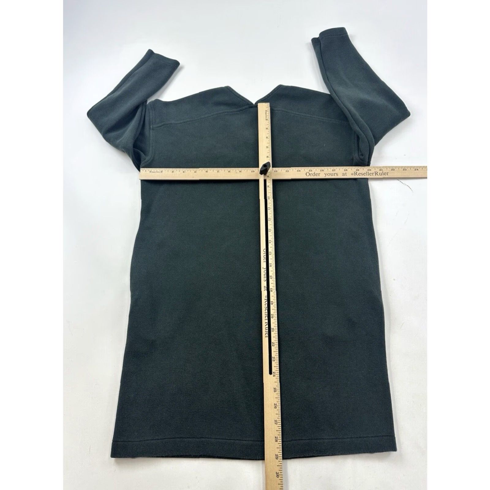 Uniqlo Uniqlo Sweater Dress Womens Small Black V-Neck Pullover Pockets Size S / US 4 / IT 40 - 6 Thumbnail