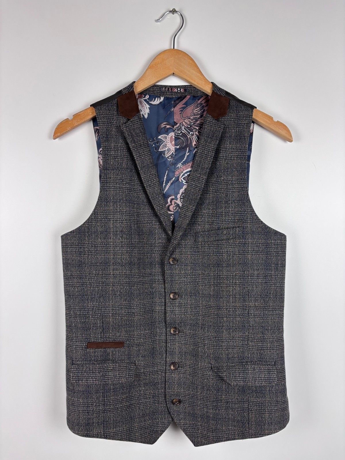 Other Mens Broadstone Bros Tailored Fit Check Waistcoat Gray 42R Size 42R - 1 Thumbnail