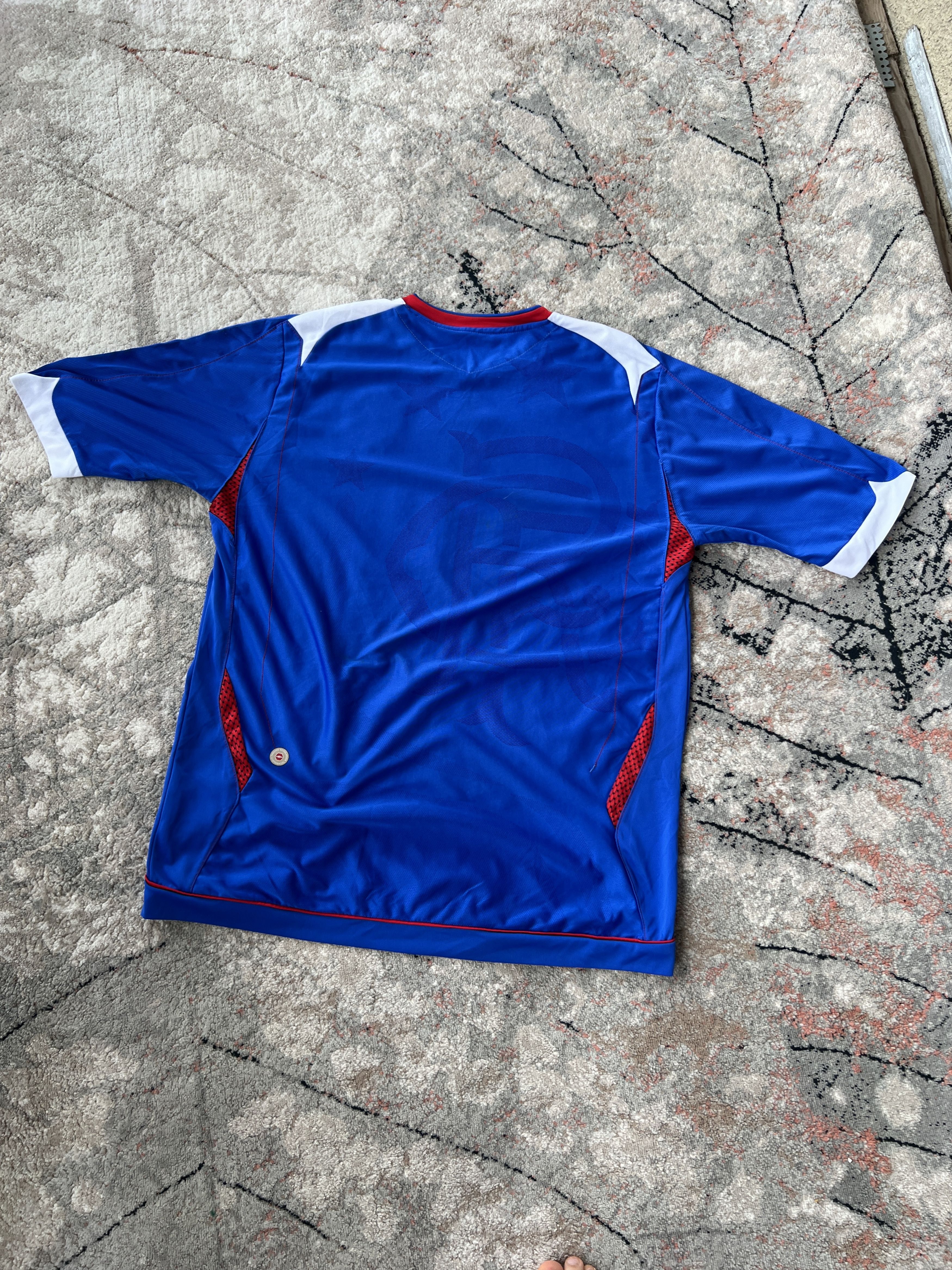 Umbro Umbro Glasgow Rangers Jersey Size US L / EU 52-54 / 3 - 4 Thumbnail