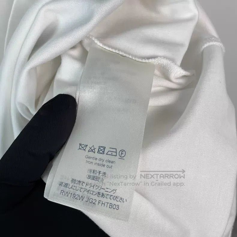 Louis Vuitton Louis Vuitton White Logo Embroidered Crew Neck Short Sleev Size US S / EU 44-46 / 1 - 8 Thumbnail