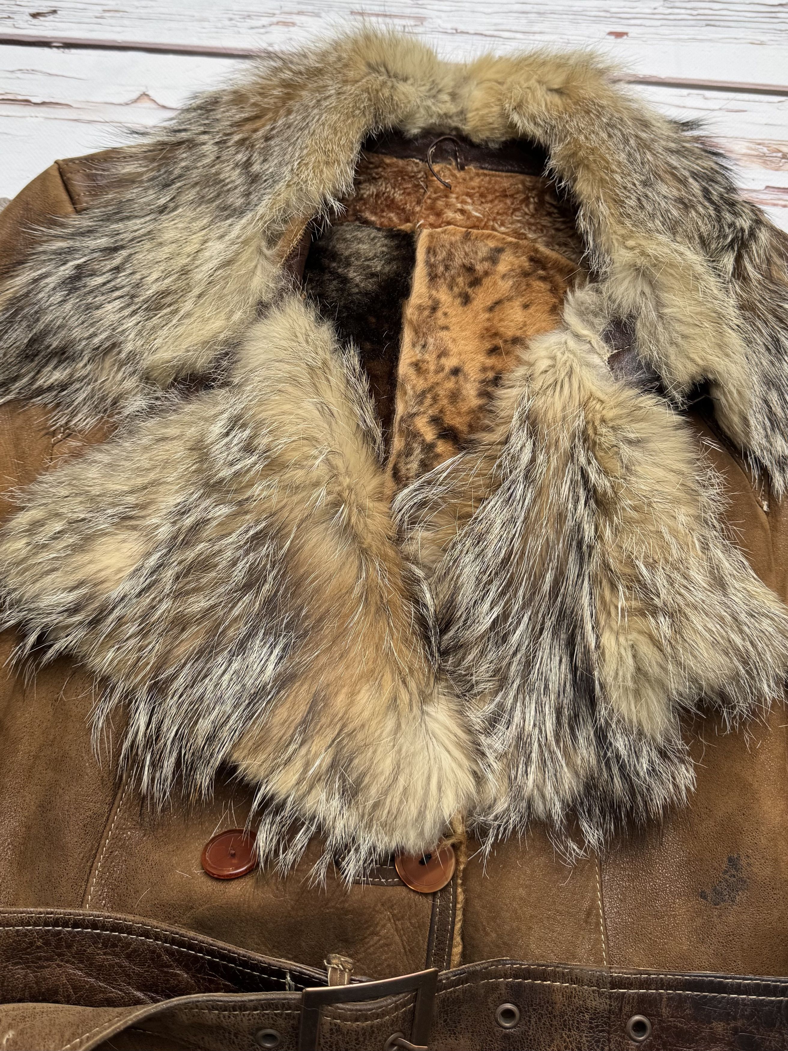 Vintage Vintage Brown Sheepskin Coat Belted Long Winter Size M / US 6-8 / IT 42-44 - 10 Thumbnail
