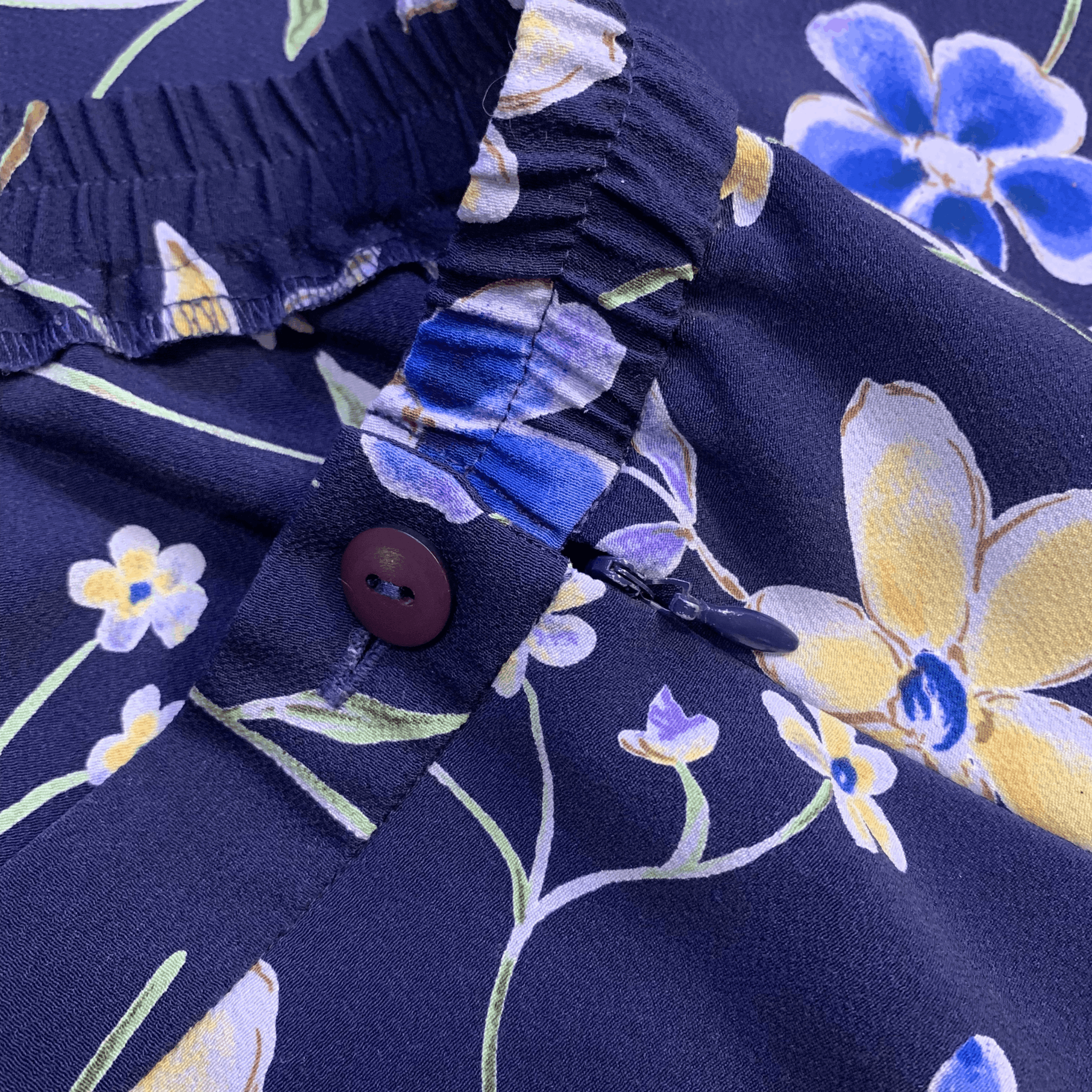 Vintage Vintage Floral A-Line Midi Skirt | 2XL | Requirements Size 38" / US 16 / IT 52 - 4 Thumbnail
