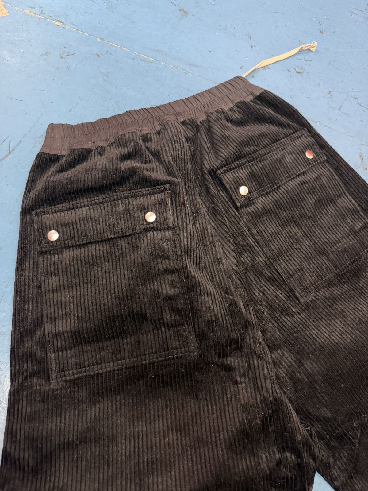 Rick Owens RICK OWENS CORDUROY BELA PANTS Size US 34 / EU 50 - 4 Thumbnail