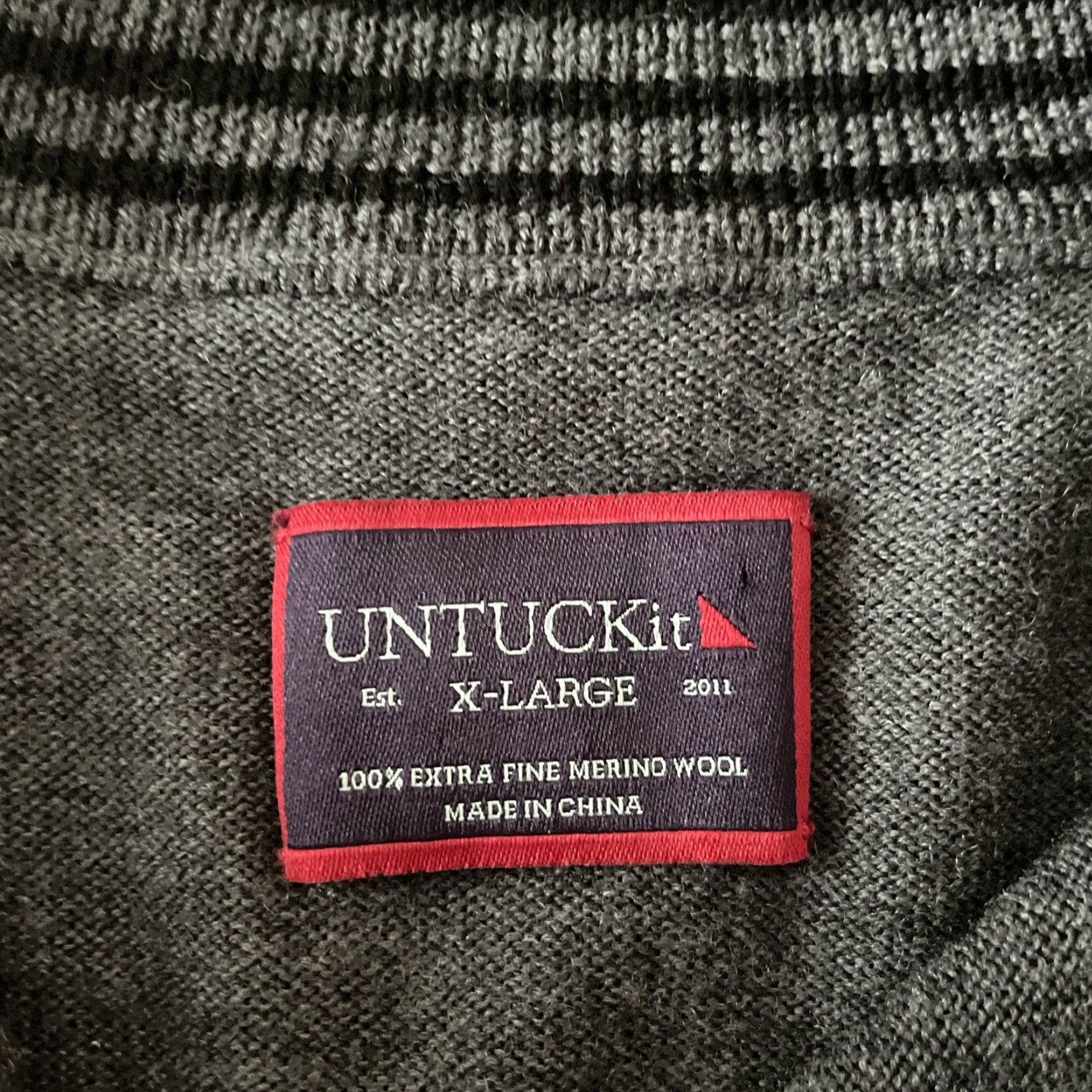 UNTUCKit UNTUCKit Merino Wool 1/4 Zip Sweater Men’s XL Gray Pullover Preppy Top hole Size US XL / EU 56 / 4 - 3 Thumbnail