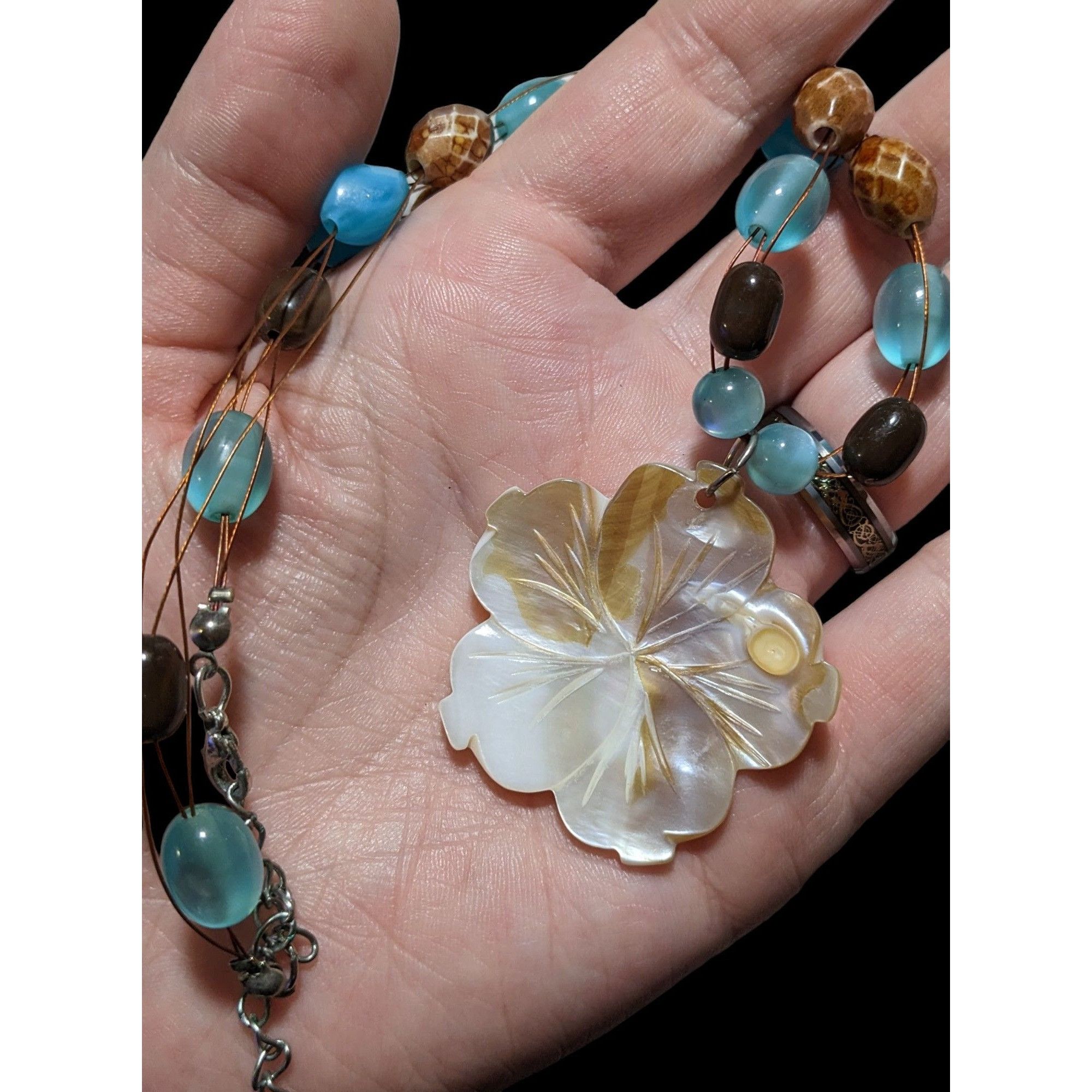 Other Vintage Mother Of Pearl Flower Beaded Necklace Size ONE SIZE - 5 Thumbnail