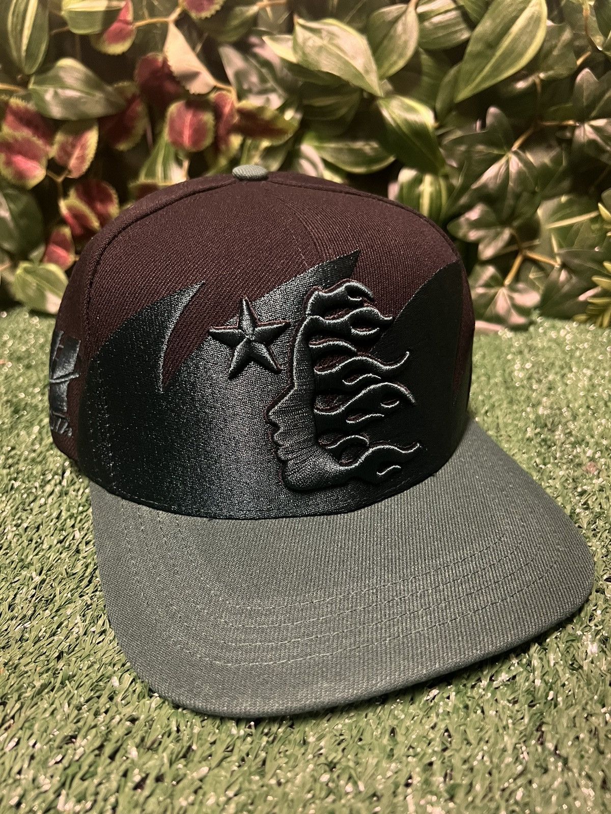 image of Hellstar “Shark Tooth” Snapback - Unreleased - (Green/black) in Black/Green, Men's