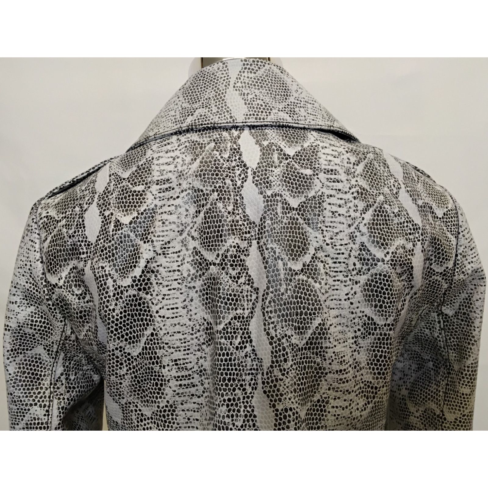 Alice + Olivia Alice & Olivia Leather Jacket Women's S Black/White Lamb Size S / US 4 / IT 40 - 8 Thumbnail