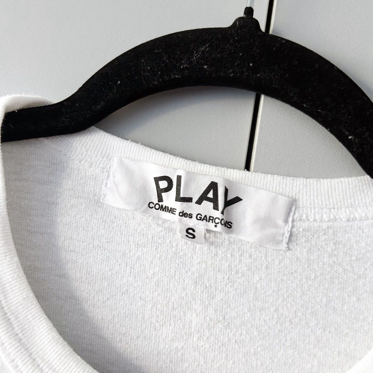 Comme des Garcons Comme des Garcons Play t-shirt Size S / US 4 / IT 40 - 3 Thumbnail