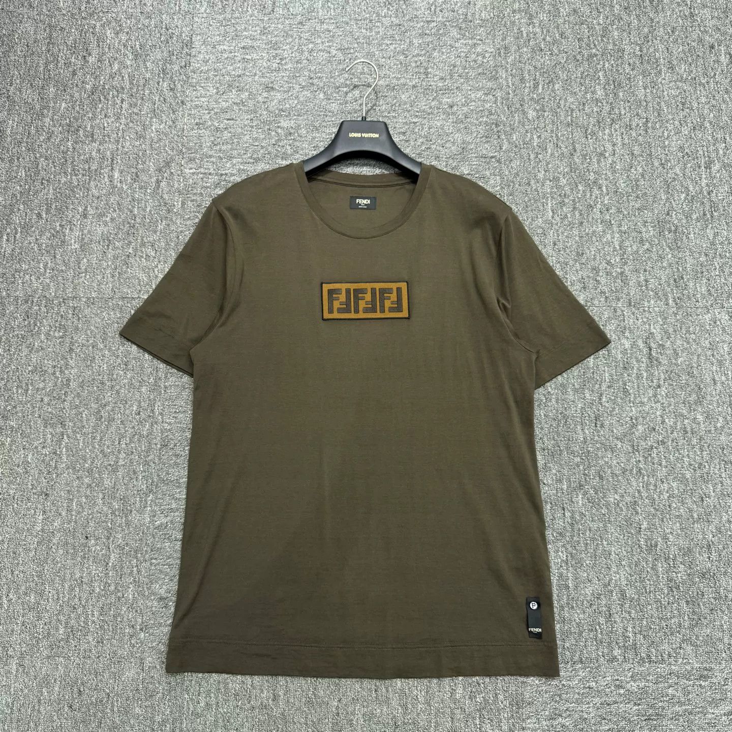 Fendi Fendi Embroidered Logo Short Sleeve Size US S / EU 44-46 / 1 - 1 Thumbnail