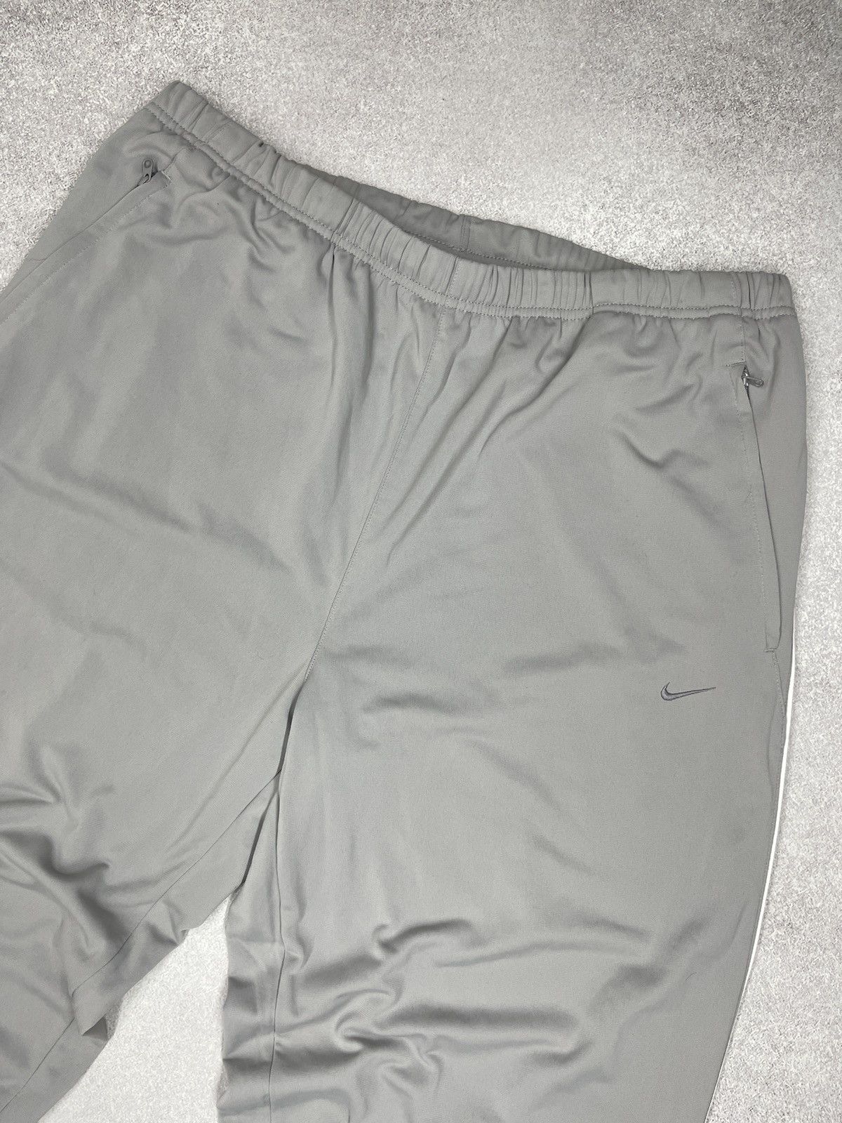 Nike Vintage Nike Sweatpants Grey Drill Y2K TECH ACG Size XXL Size US 38 / EU 54 - 3 Thumbnail