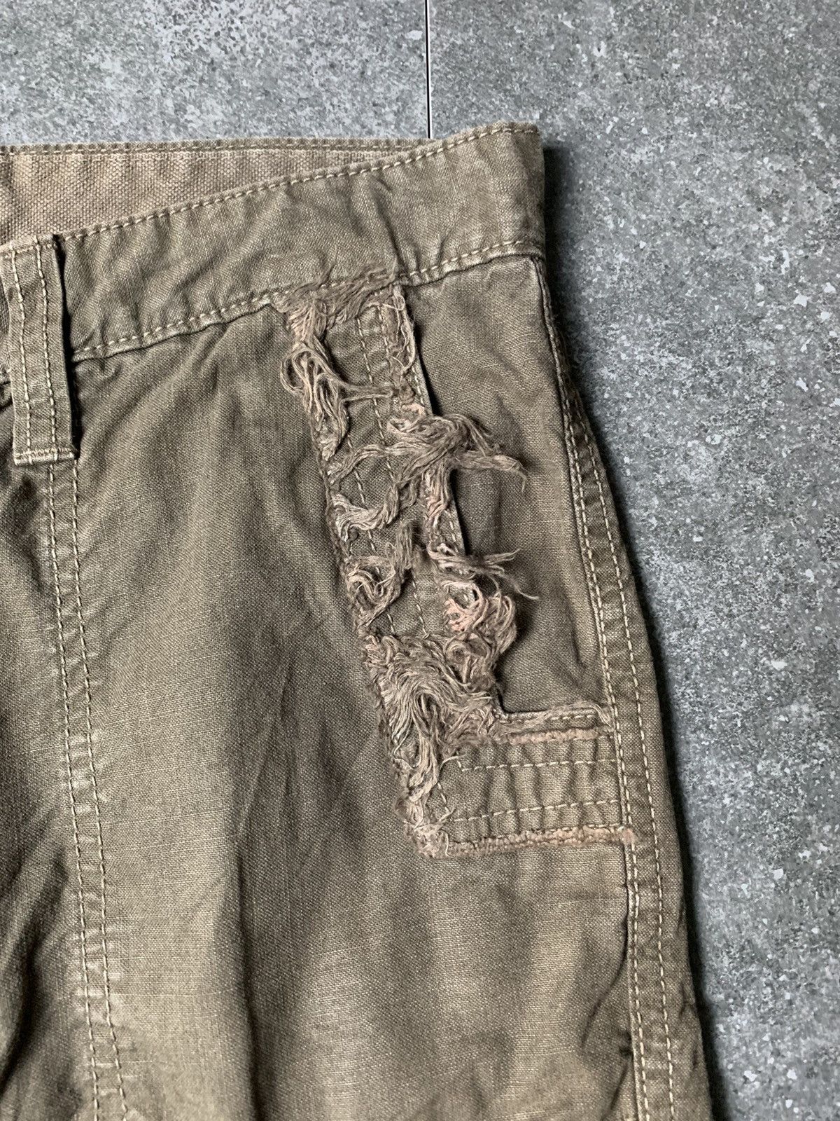 Japanese Brand 2000s Surplus Gas Mask 3D Pocket Flared Cargo Pants Size US 31 - 7 Thumbnail