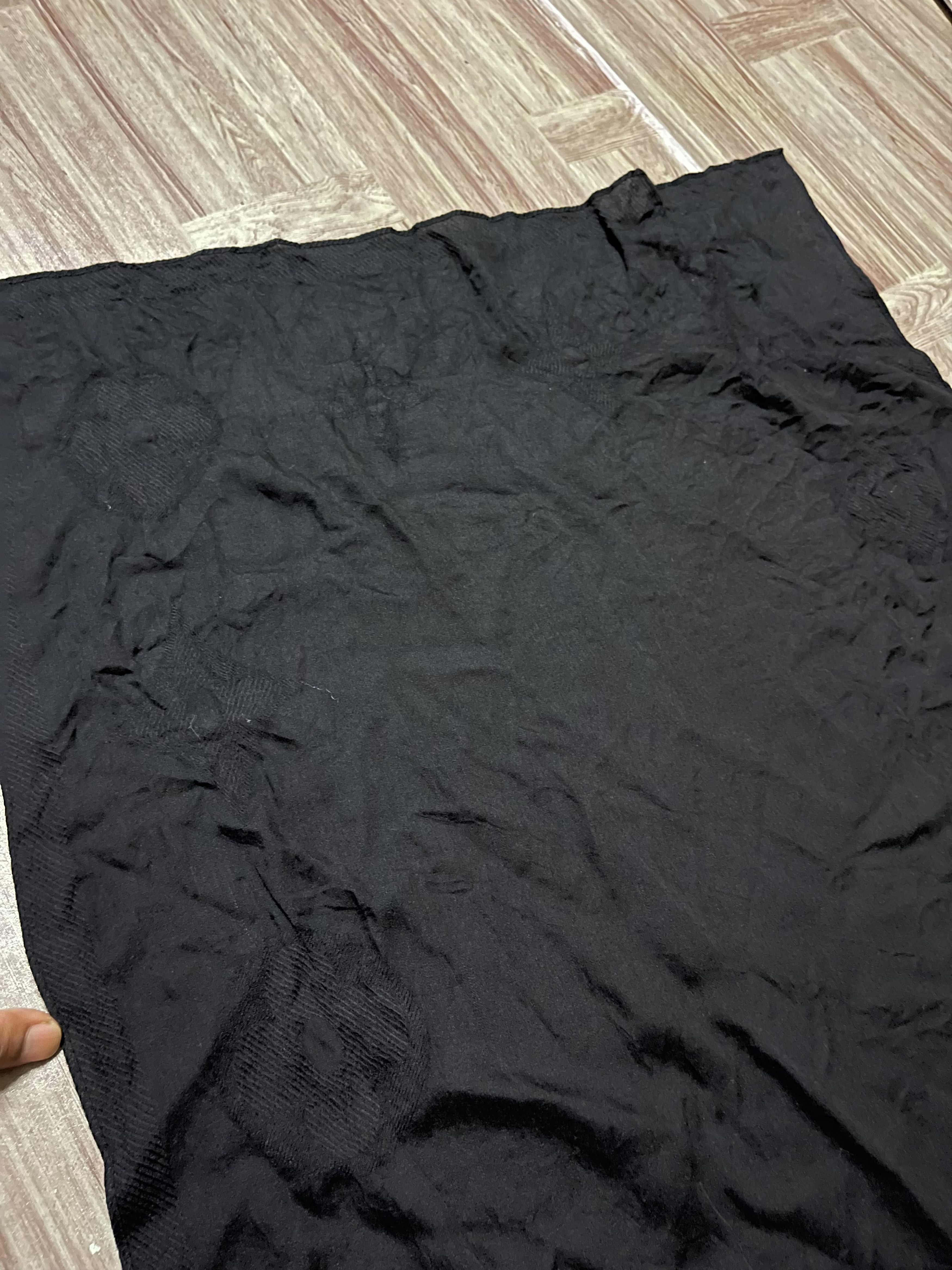 Louis Vuitton Louis vuitton monogram all black long scarf Size ONE SIZE - 6 Thumbnail