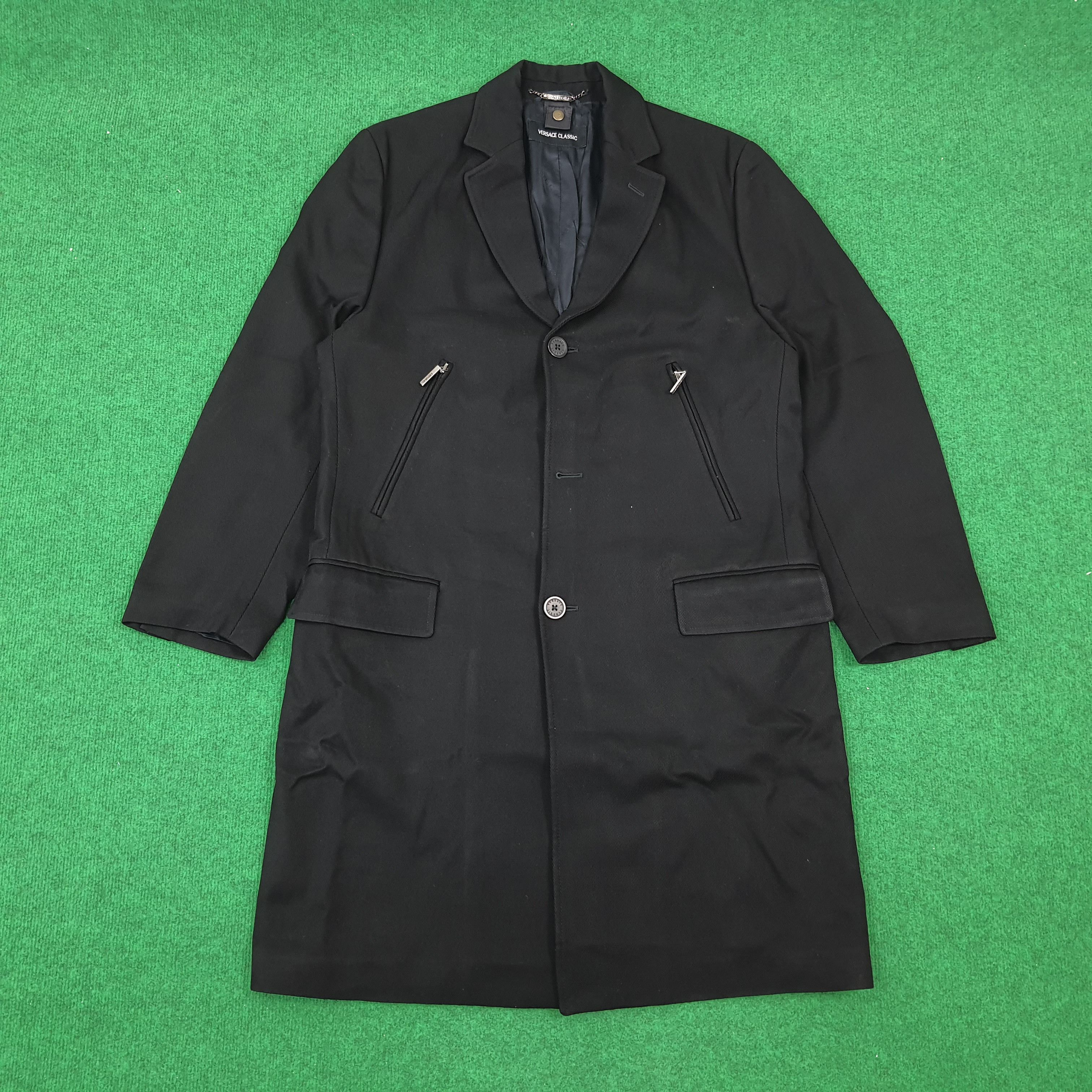 Versace Vintage Versace V2 Trench Coat – Black, Full-Length
