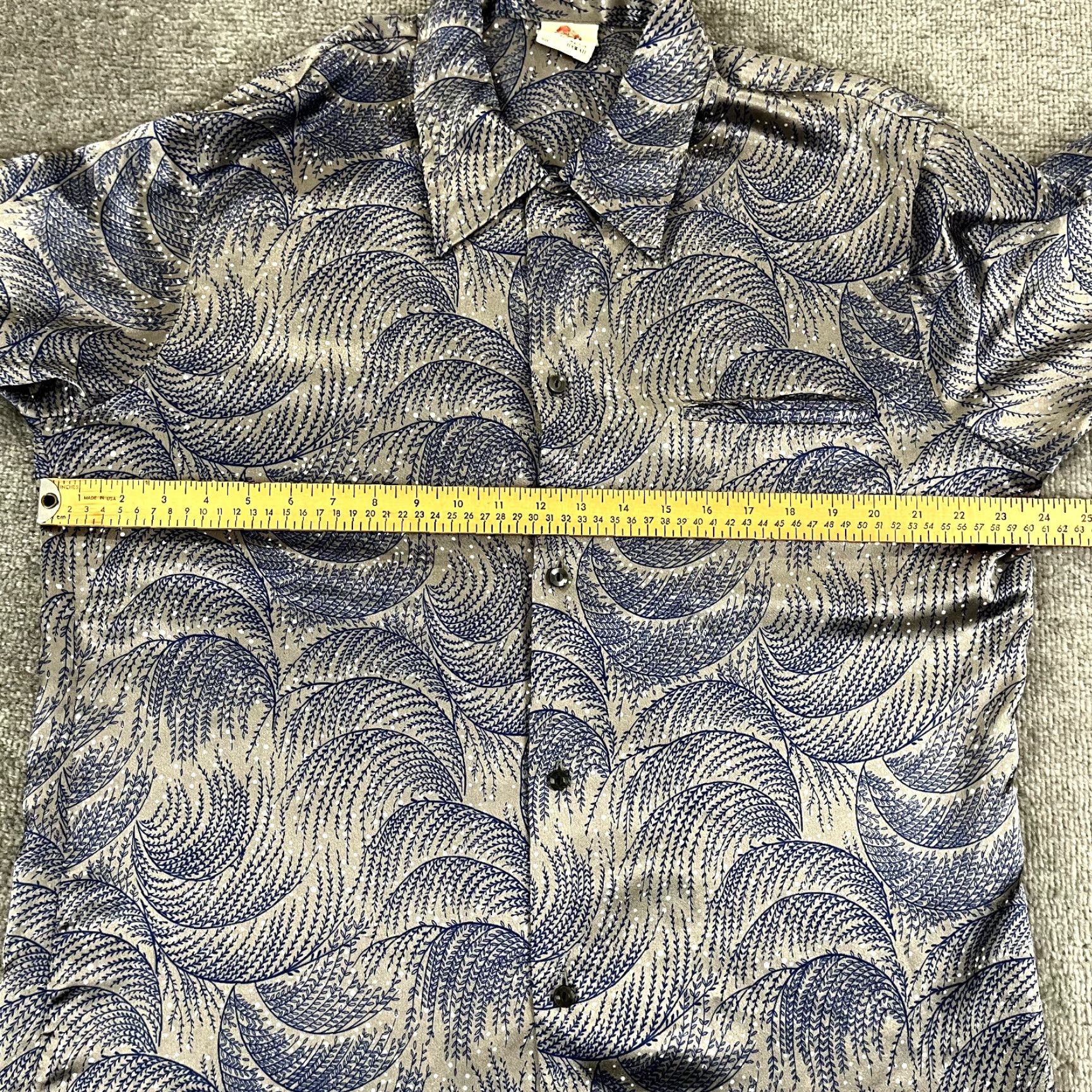 Vintage VINTAGE HOLO HOLO Shirt Mens Extra Large Blue Silver Abstract Floral Hawaiian Button Up Size US XL / EU 56 / 4 - 5 Thumbnail
