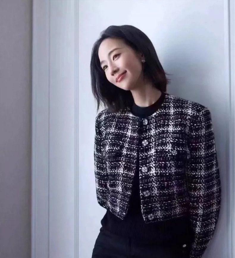 Chanel Chanel 21AW Tweed Short Jacket - dmc Size US M / EU 48-50 / 2 - 1 Thumbnail