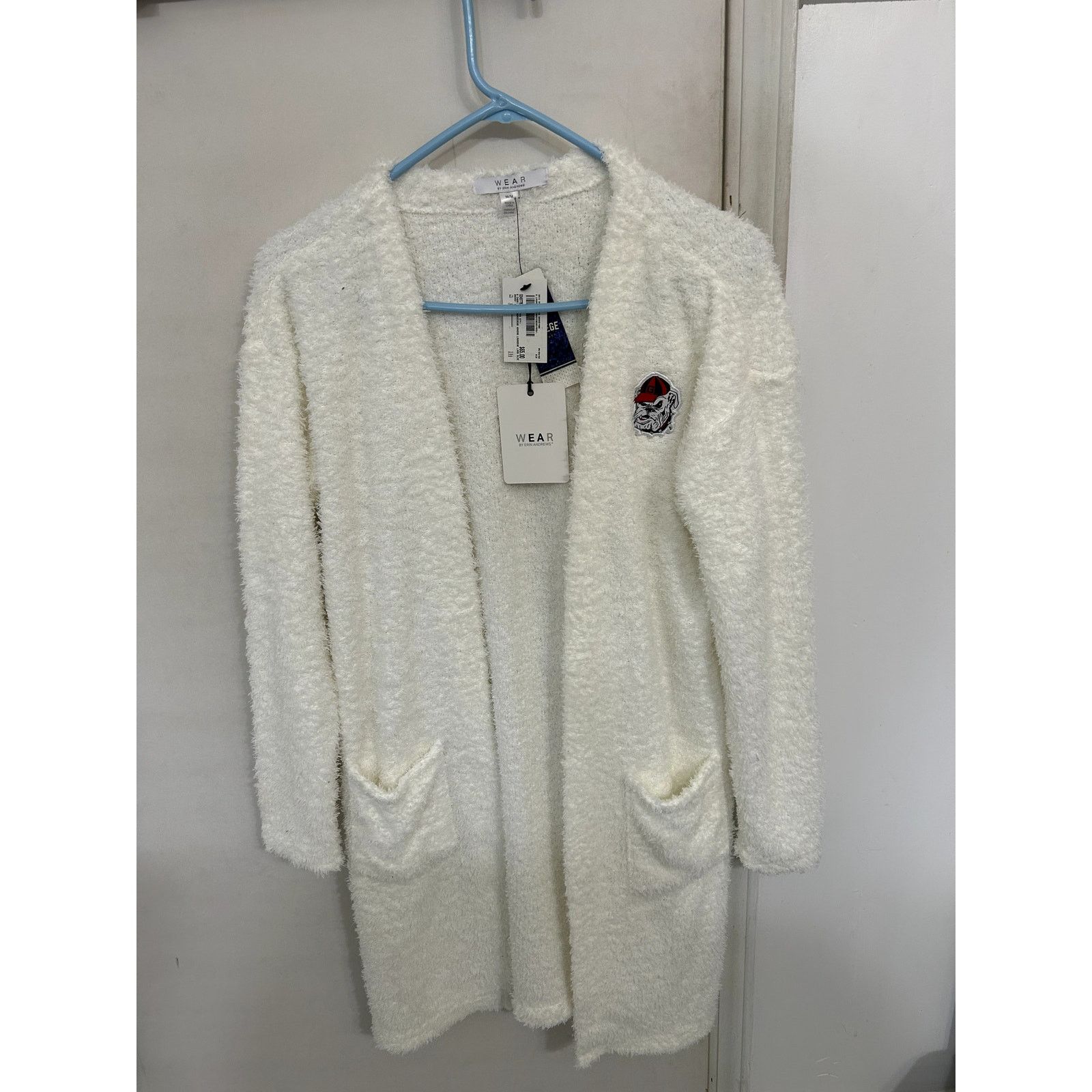Nike Erin Andrew White Fuzzy Cardigan UGA Georgia Bulldogs size M Size M / US 6-8 / IT 42-44 - 1 Thumbnail
