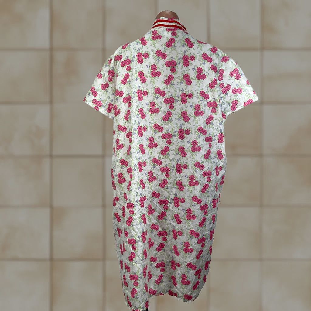 Vintage VINTAGE Floral Psychedelic Mumu House Coat Night Gown PLUS 1X Snap Front Size XL / US 12-14 / IT 48-50 - 1 Thumbnail