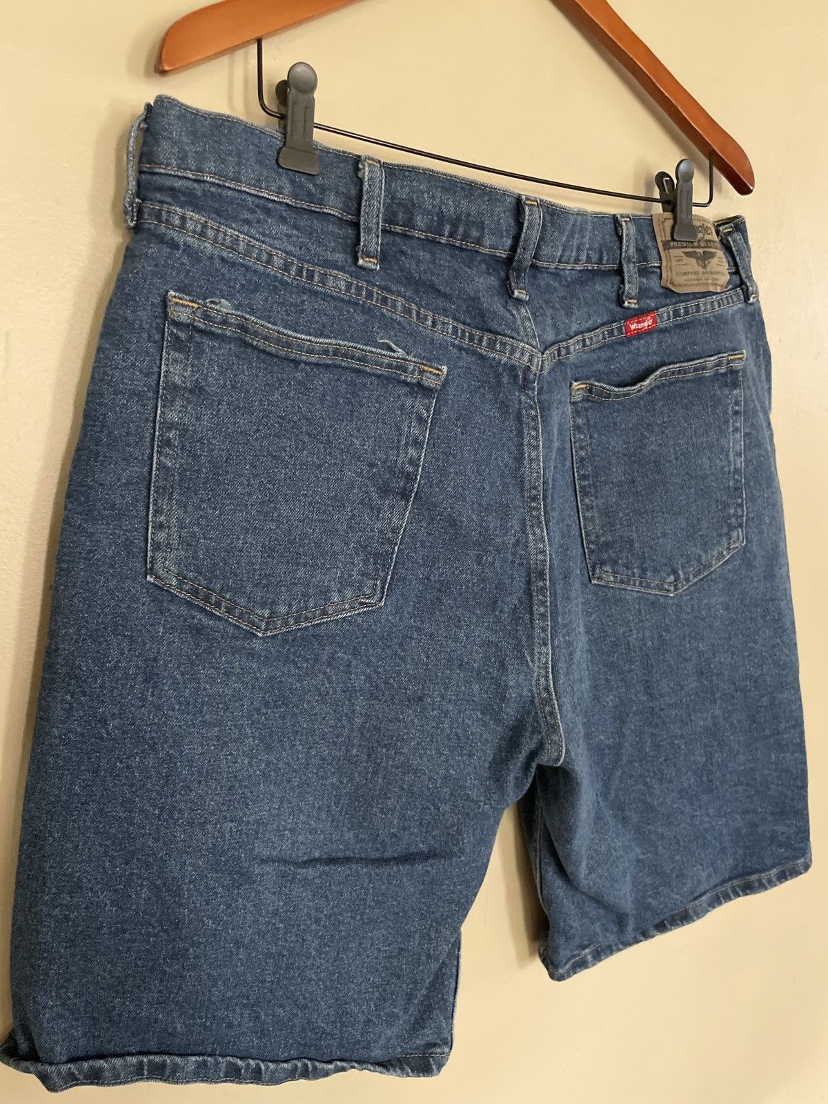 Designer × Vintage × Wrangler Wrangler Denim Blue Jean Shorts Jorts Waist 38 Relaxed Fit Size US 38 / EU 54 - 9 Thumbnail