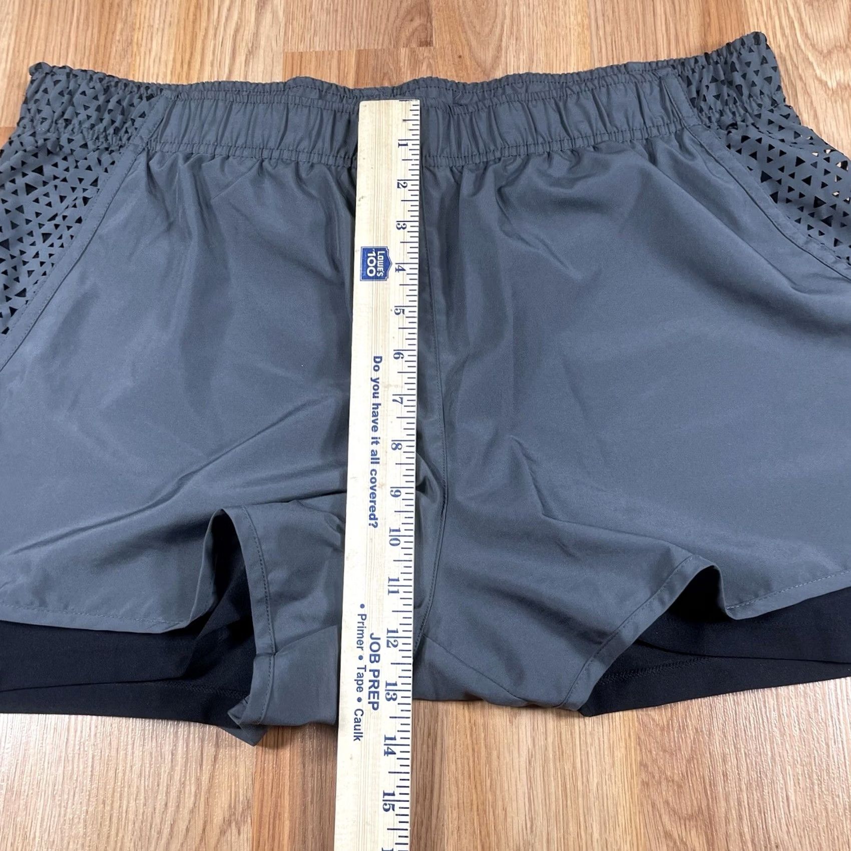 Vintage Xersion Shorts Womens Extra Latge Athletic Running Cross Training Stretch Gray Size 40" / US 18 - 6 Thumbnail