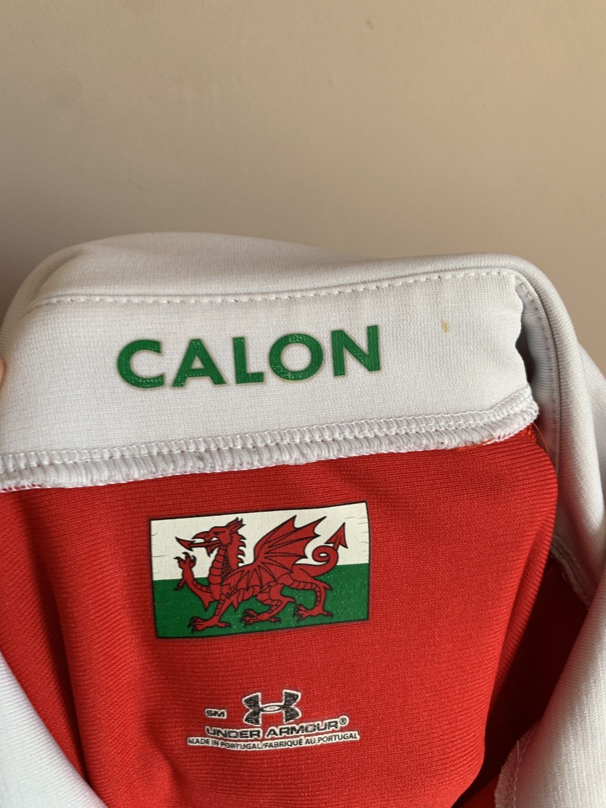 Under Armour Wales 2008 Home Rugby Union Shirt Under Armour Jersey Sz S Size US S / EU 44-46 / 1 - 8 Thumbnail
