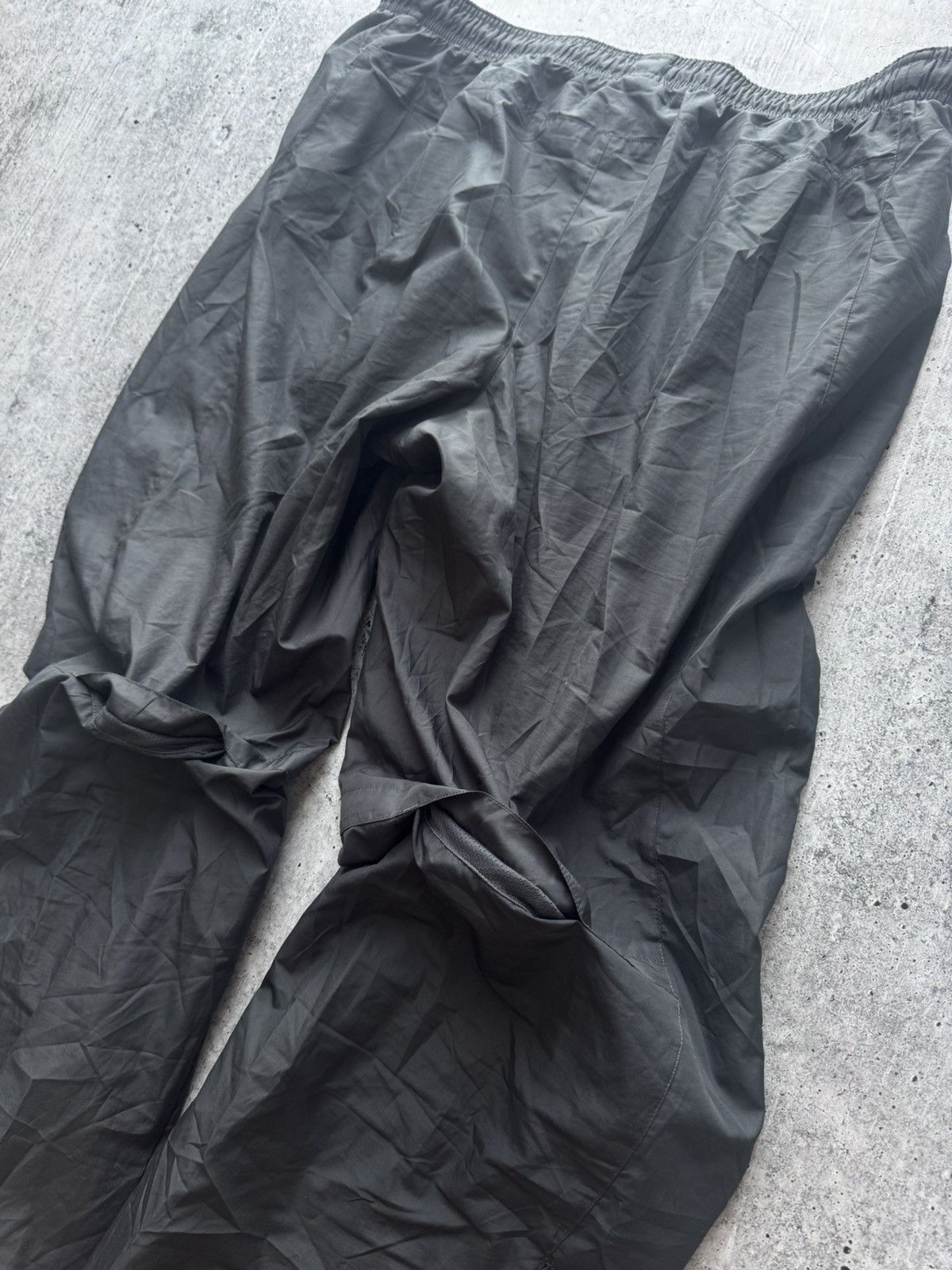Nike Vintage Y2k Nike Manchester United Nylon Track Pants Drill Size US 36 / EU 52 - 8 Thumbnail
