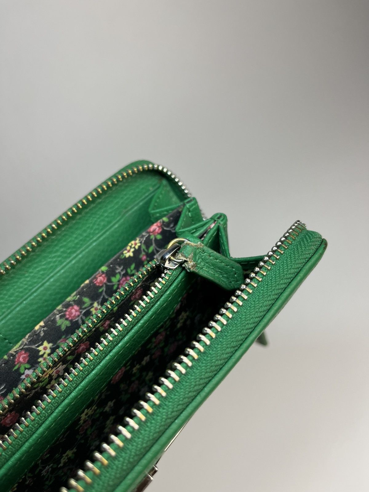 Vivienne Westwood Vivienne Westwood Green Leather Long Wallet Size ONE SIZE - 8 Thumbnail