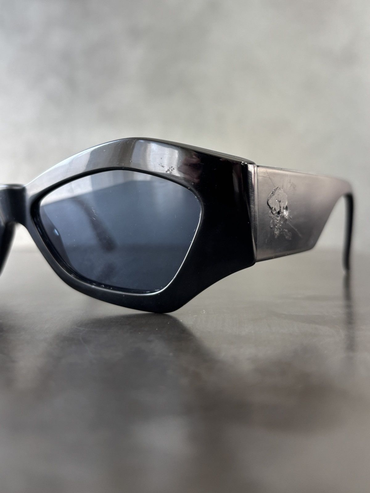 Versace 1990s Gianni Versace Sunglasses Vintage Versace Mod 421 Size ONE SIZE - 14 Thumbnail