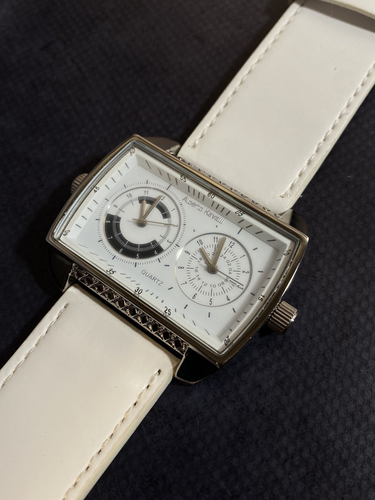 Japanese Brand × Vintage Alberto Kavalli Dual Dial White Strap Watch Japanese Brand Size ONE SIZE - 6 Thumbnail