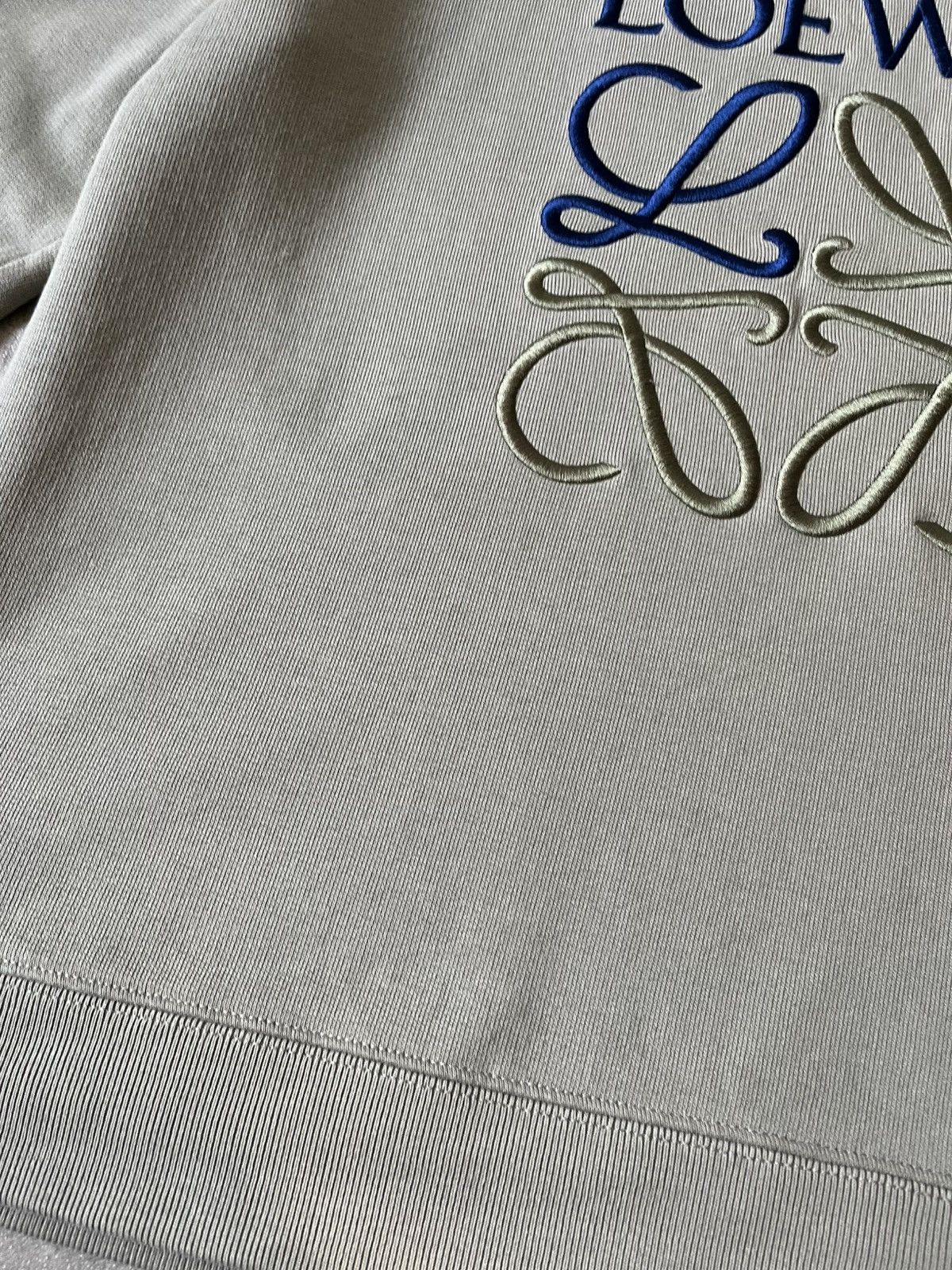 Loewe Loewe khaki embroidered logo sweatshirt by JW Anderson Size US L / EU 52-54 / 3 - 9 Thumbnail