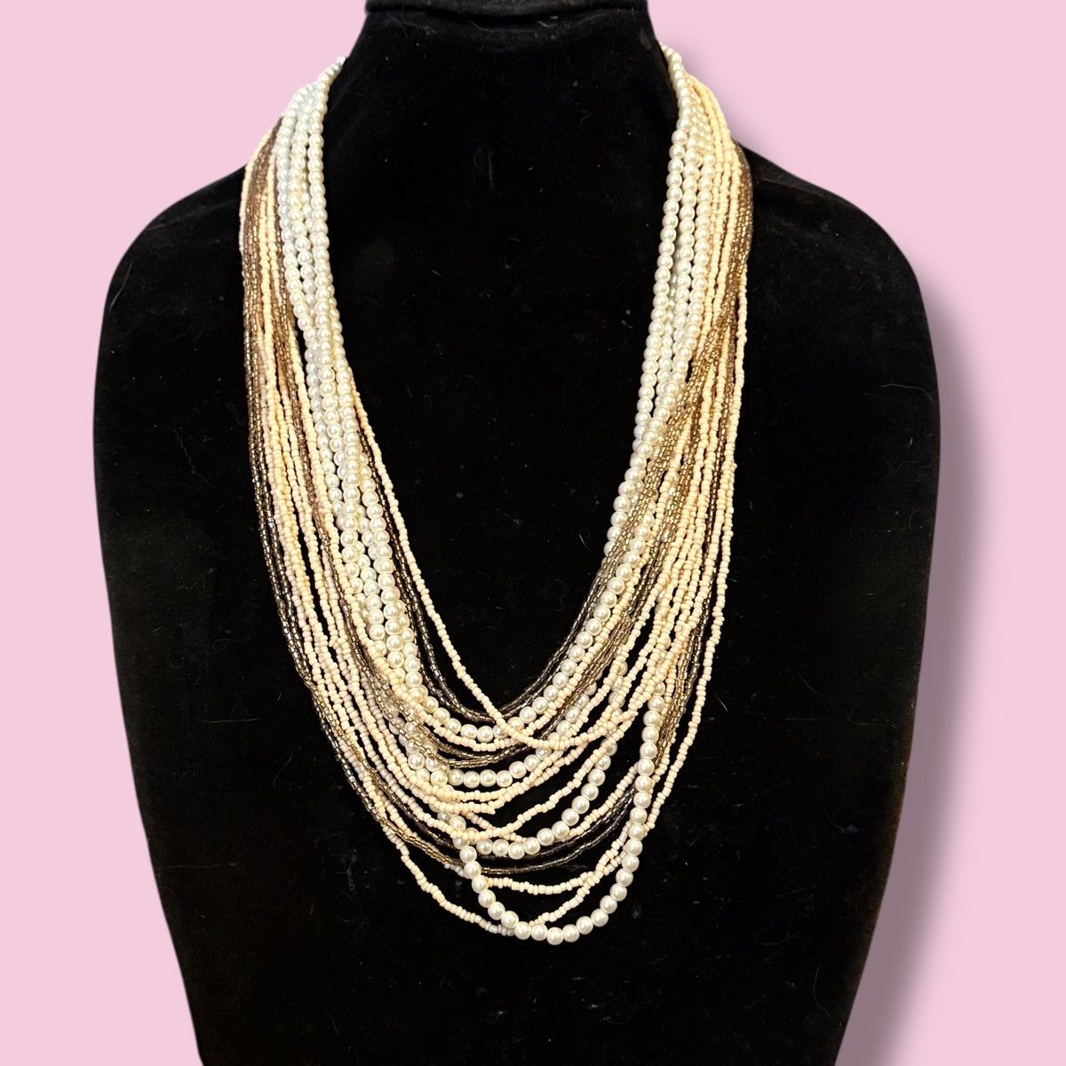 Other Long elegant layered multi strand mixed bead/pearl necklace Size ONE SIZE - 1 Thumbnail