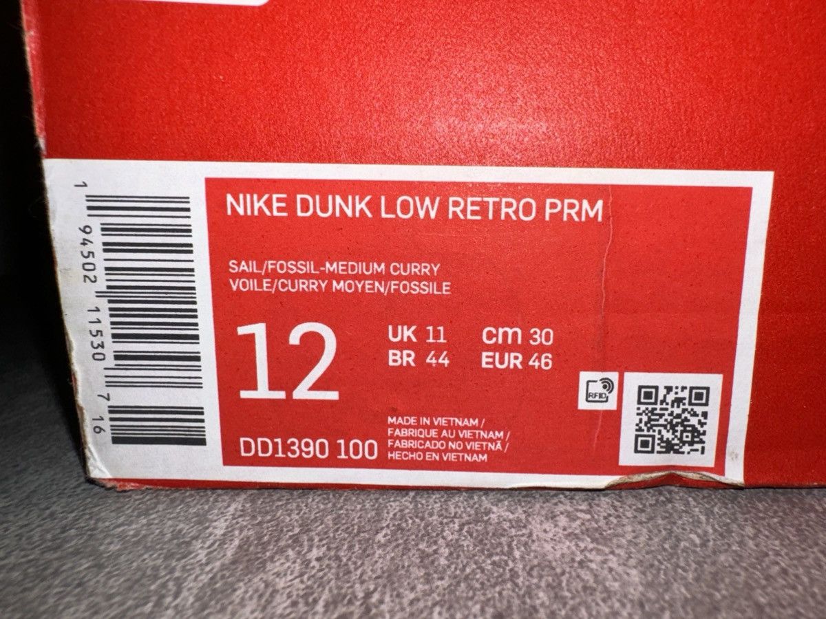 Nike Nike Medium Curry Dunks Size US 12 / EU 45 - 9 Thumbnail